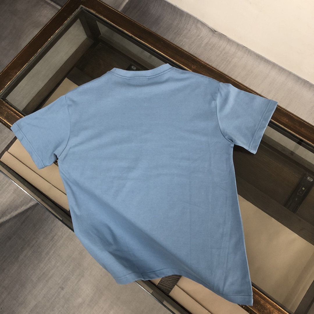 ☆超人気☆ 2024 ジョルジオアルマーニ 新作 半袖Tシャツ コピー