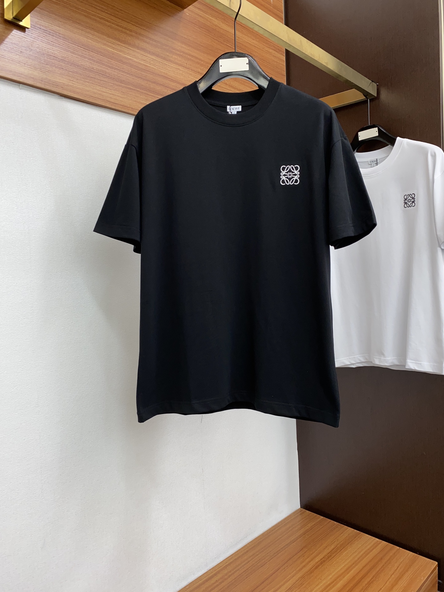《人気★》2024 ロエベ 新作 半袖Tシャツ スーパーコピー