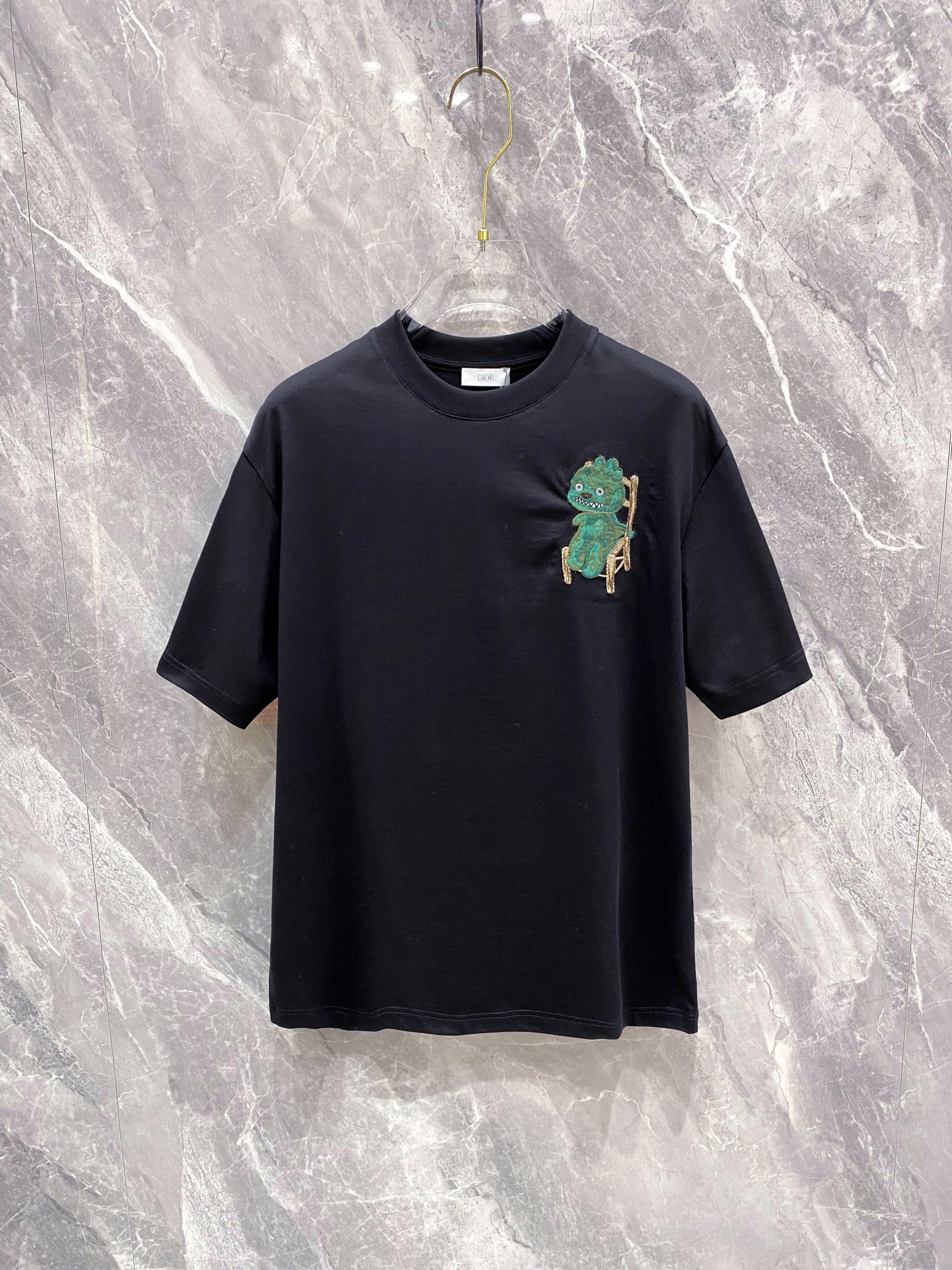 ☆超人気☆ 2024 ディオール 新作 半袖Tシャツ 偽物