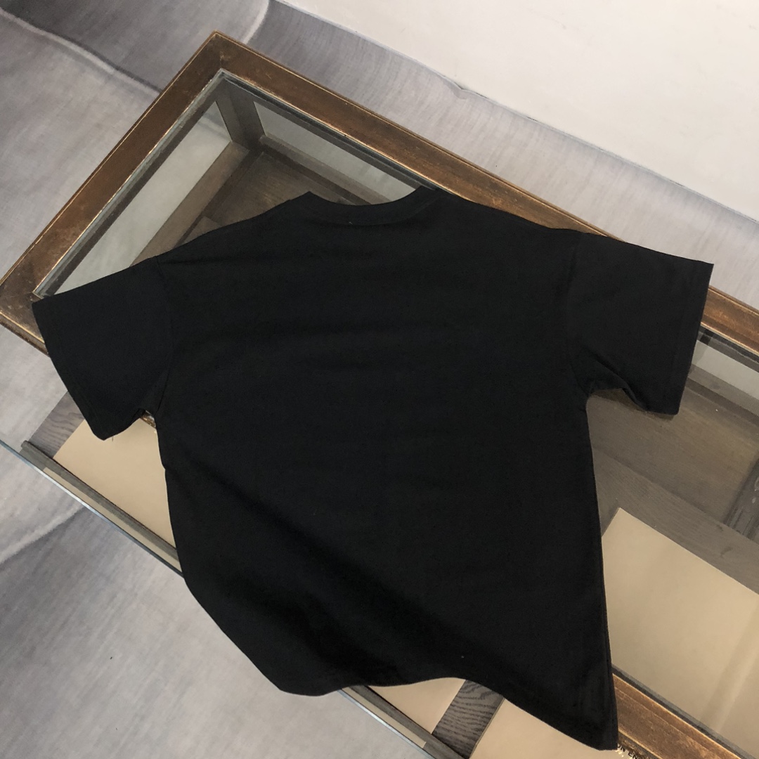 完売必至 2024 ディオール 新作 半袖Tシャツ 偽物