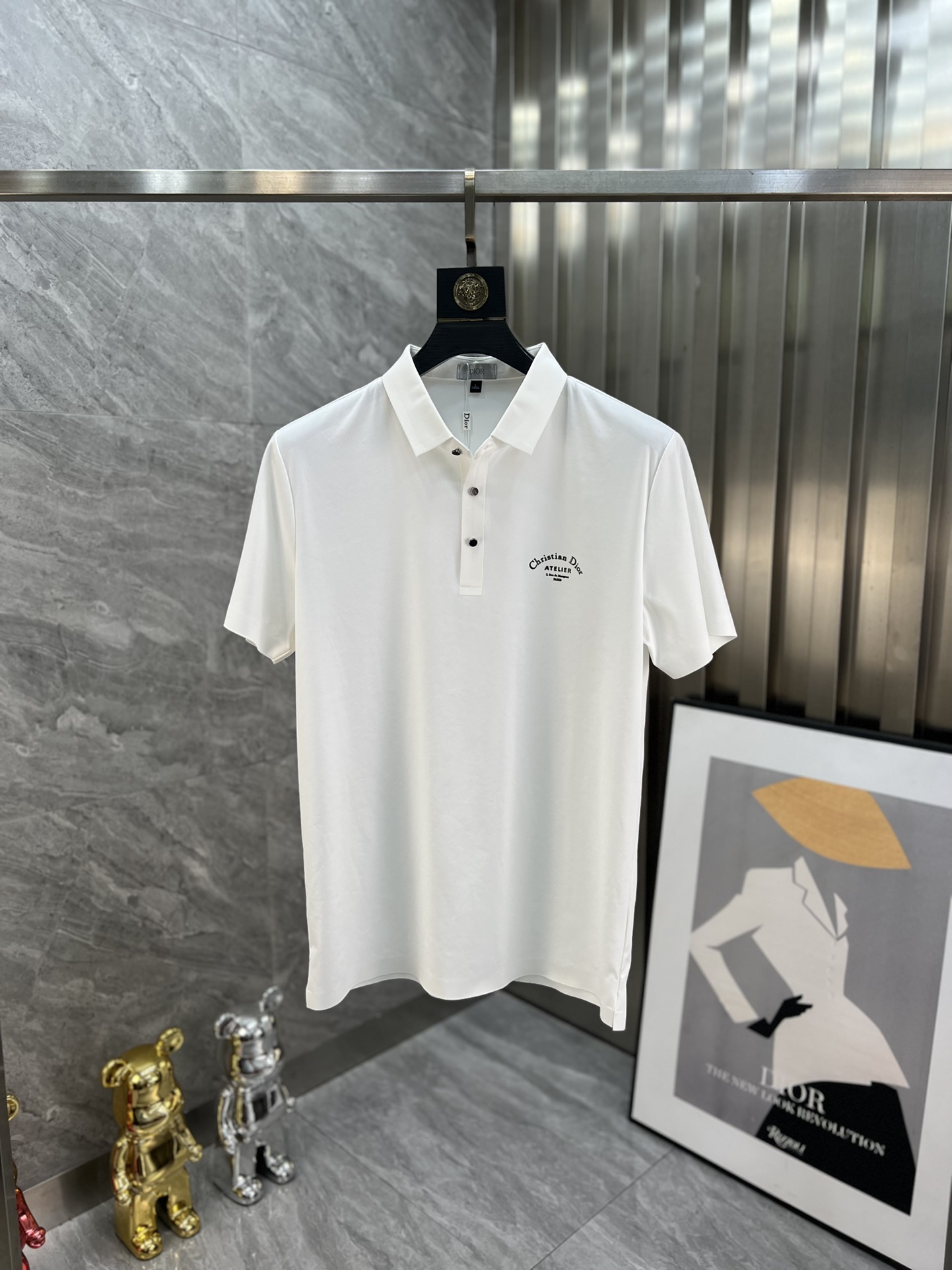 累積売上総額第１位！2024 ディオール 新作 半袖Tシャツ コピー