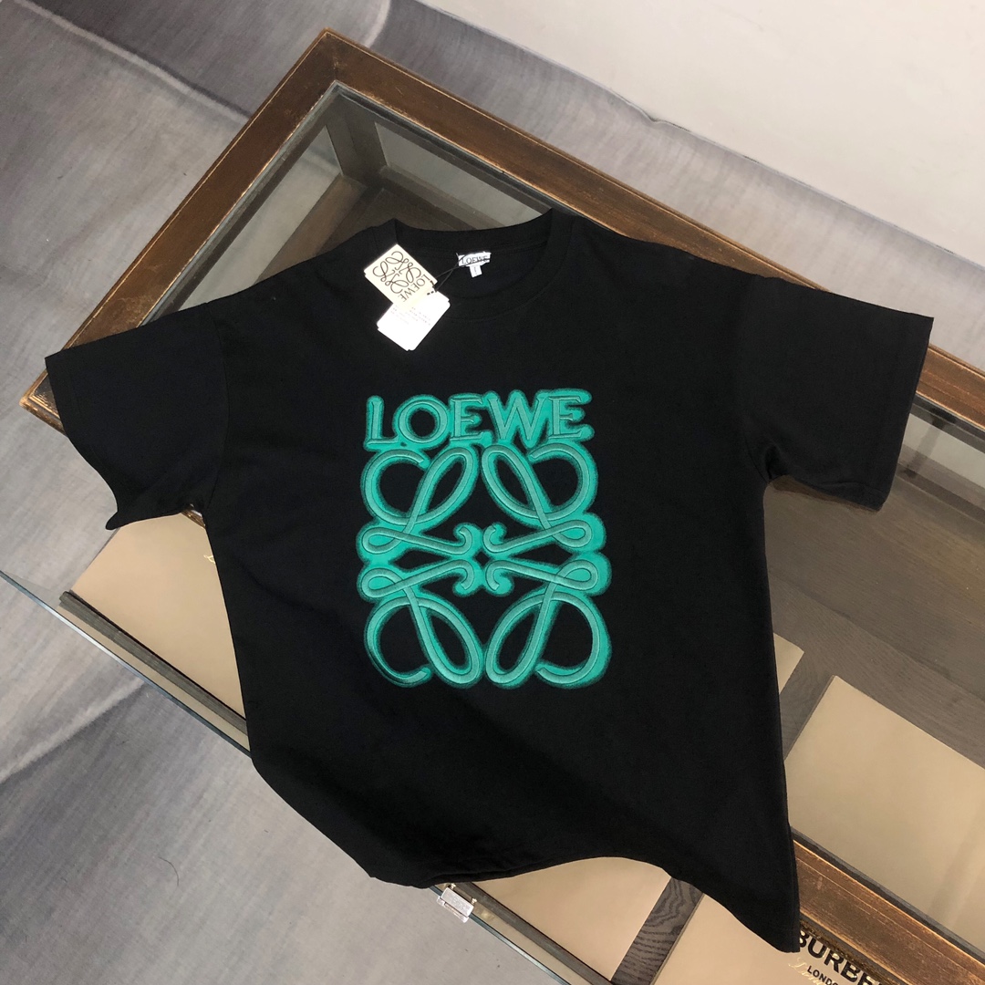 世界中で大人気♪ 2024 ロエベ 新作 半袖Tシャツ スーパーコピー