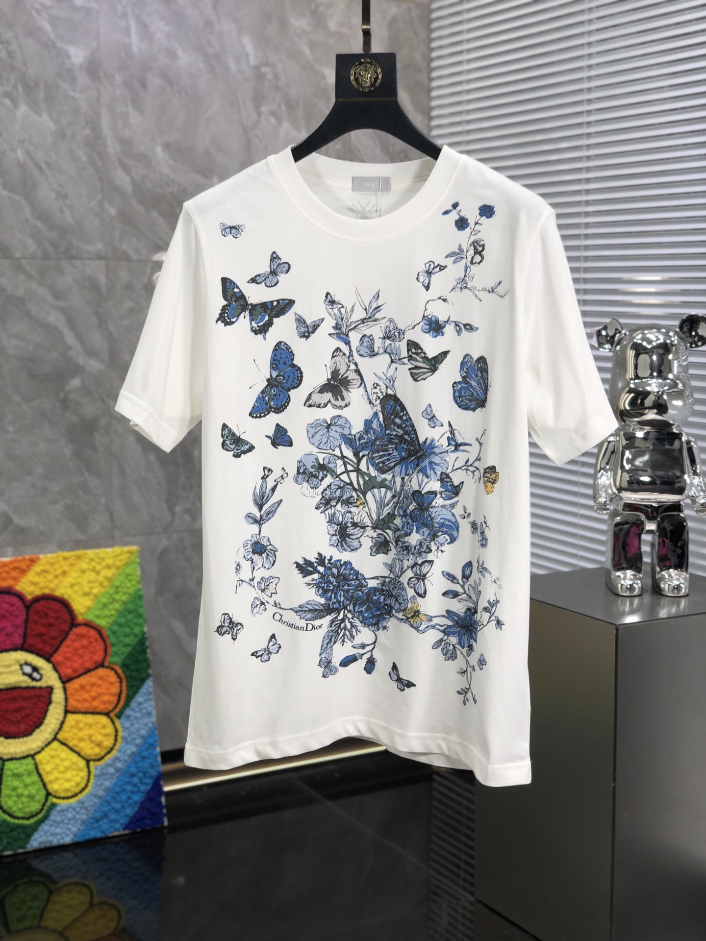 完売必至 ★ 2024 ディオール 新作 半袖Tシャツ 偽物