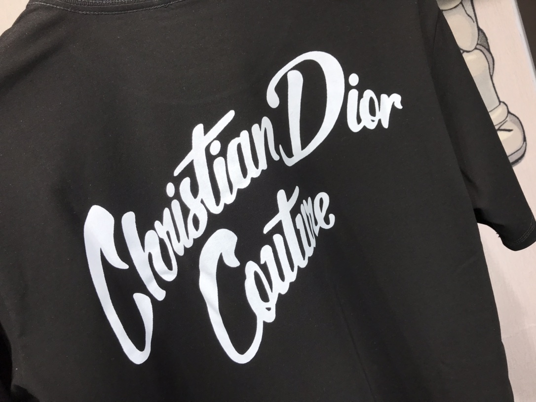 人気No1★ 2024 ディオール 新作 半袖Tシャツ 偽物