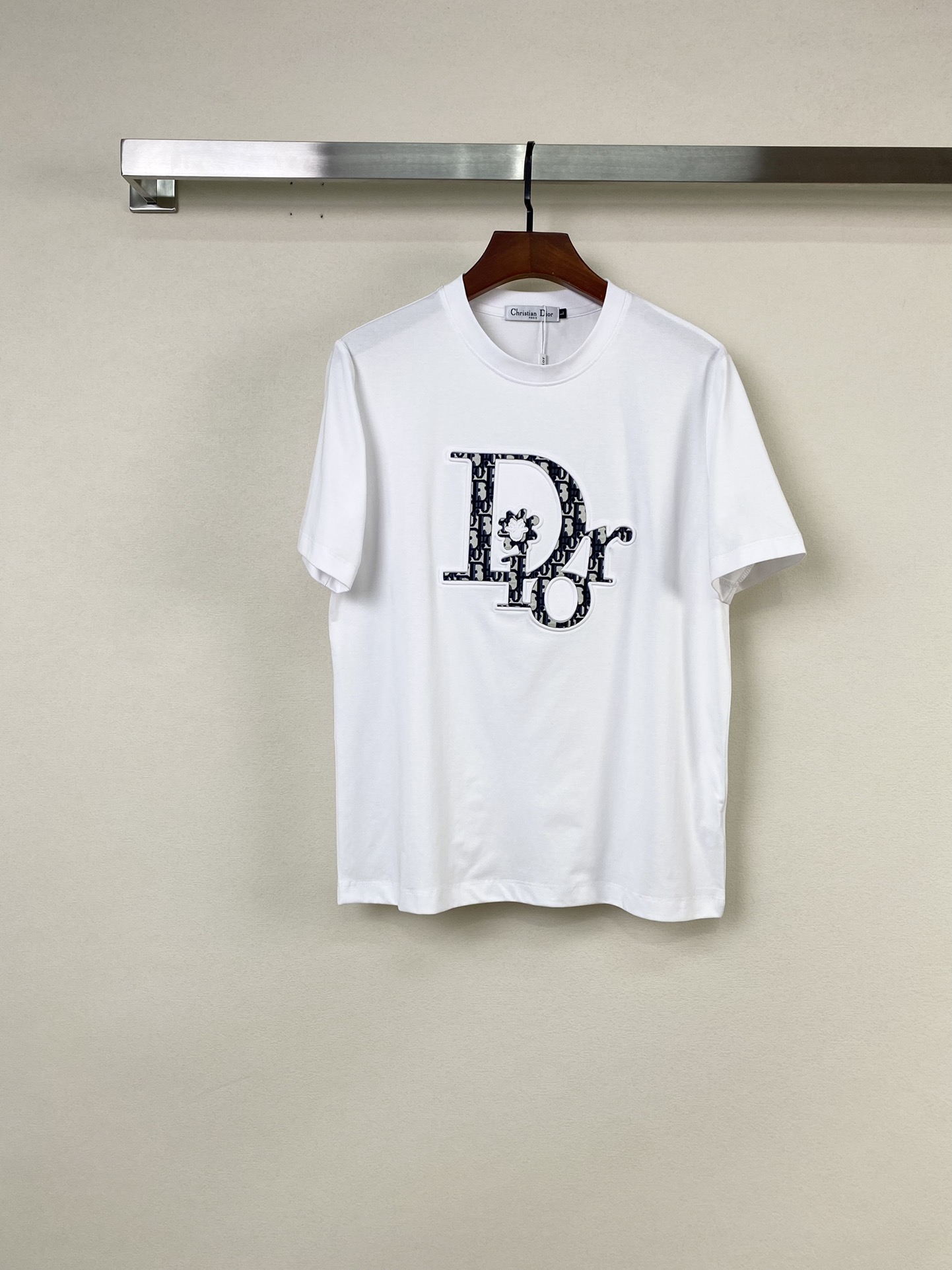 売上総額１位！2024 ディオール 新作 半袖Tシャツ スーパーコピー 2色