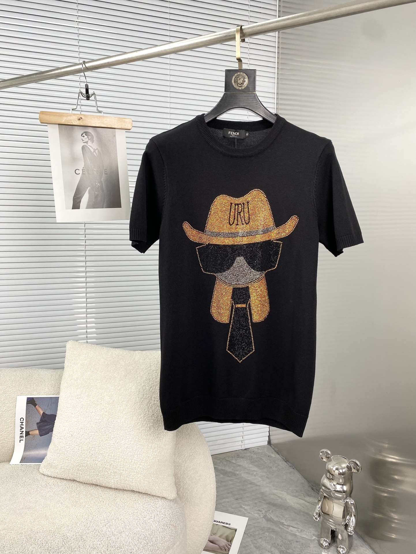 最安値挑戦 2024 フェンディ 新作 半袖Tシャツ スーパーコピー