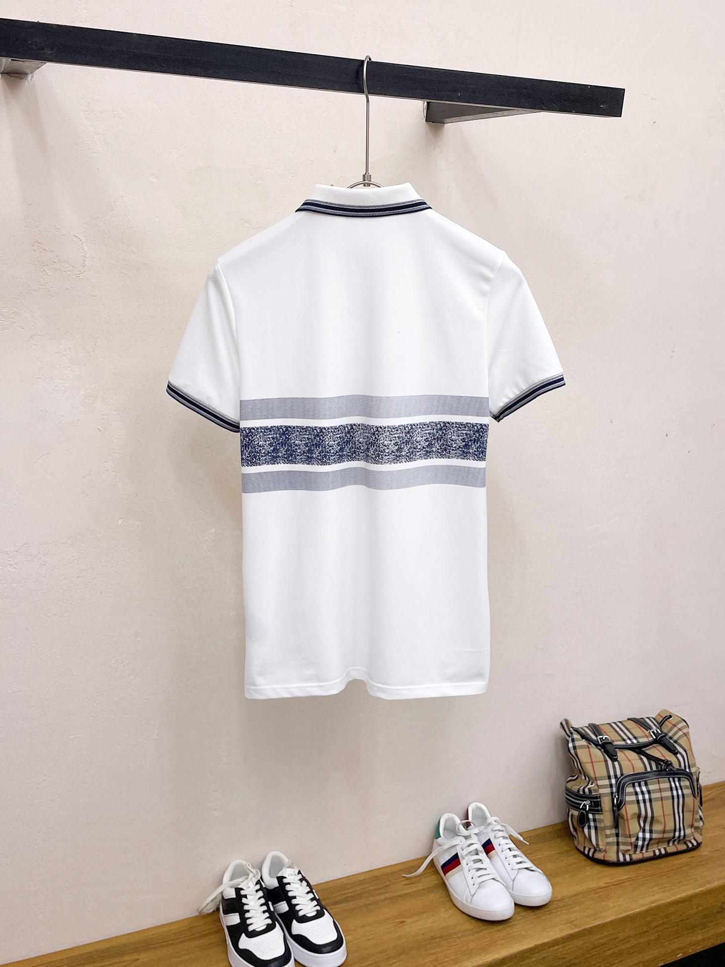 完売必至 2024 ディオール 新作 半袖Tシャツ コピー