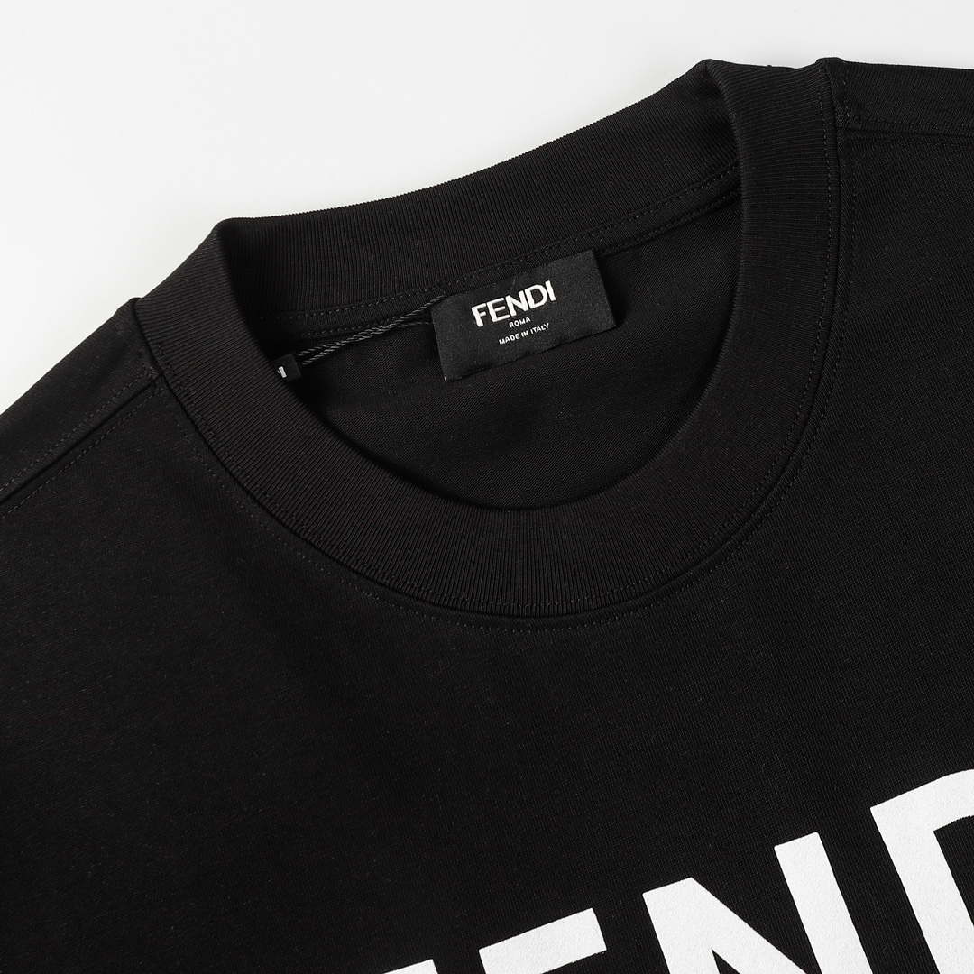累積売上総額第１位！2024 フェンディ 新作 半袖Tシャツ スーパーコピー