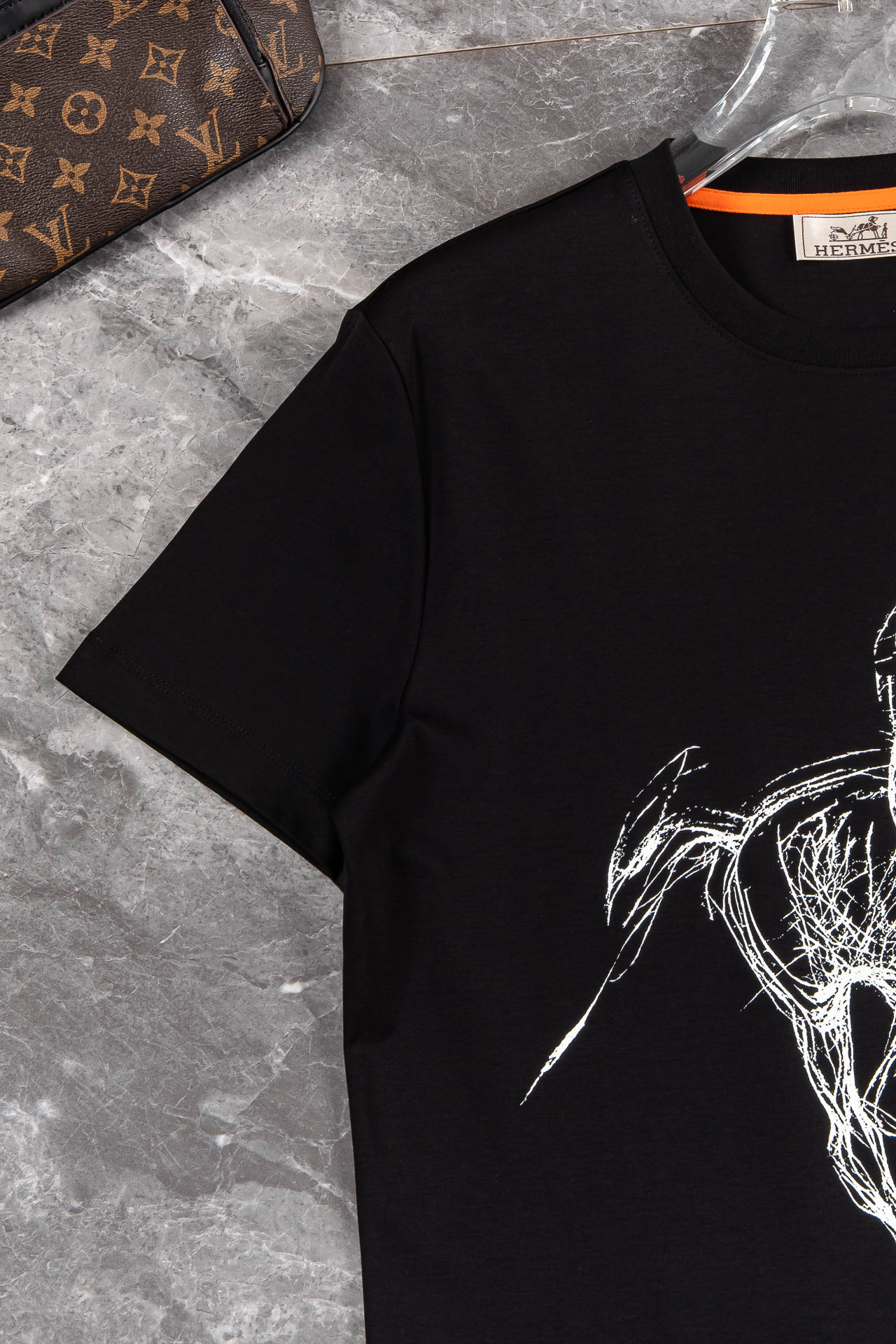希少♪限定 2024 エルメス 新作 半袖Tシャツ コピー