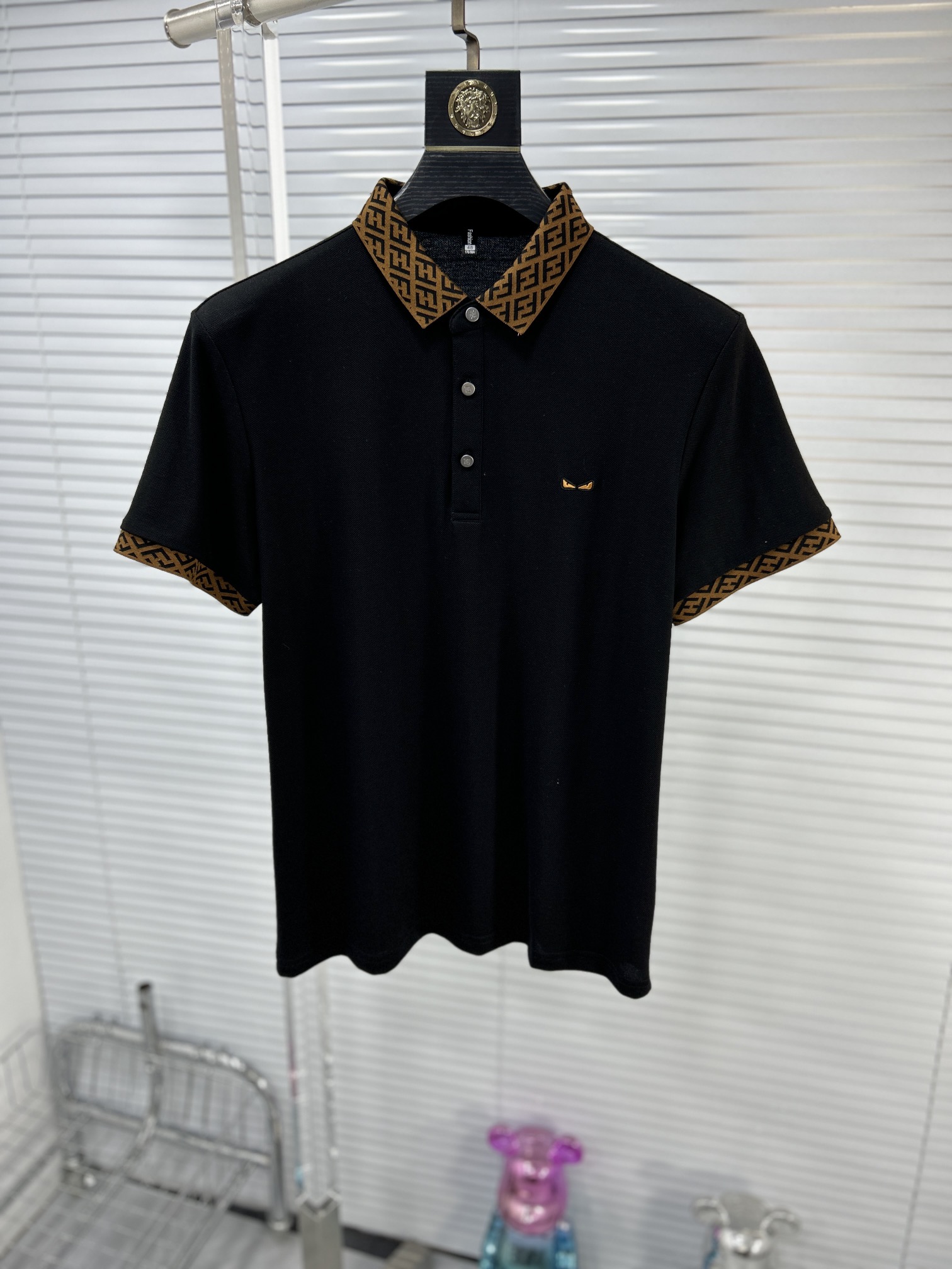 【大特価】2024 フェンディ 新作 半袖Tシャツ スーパーコピー