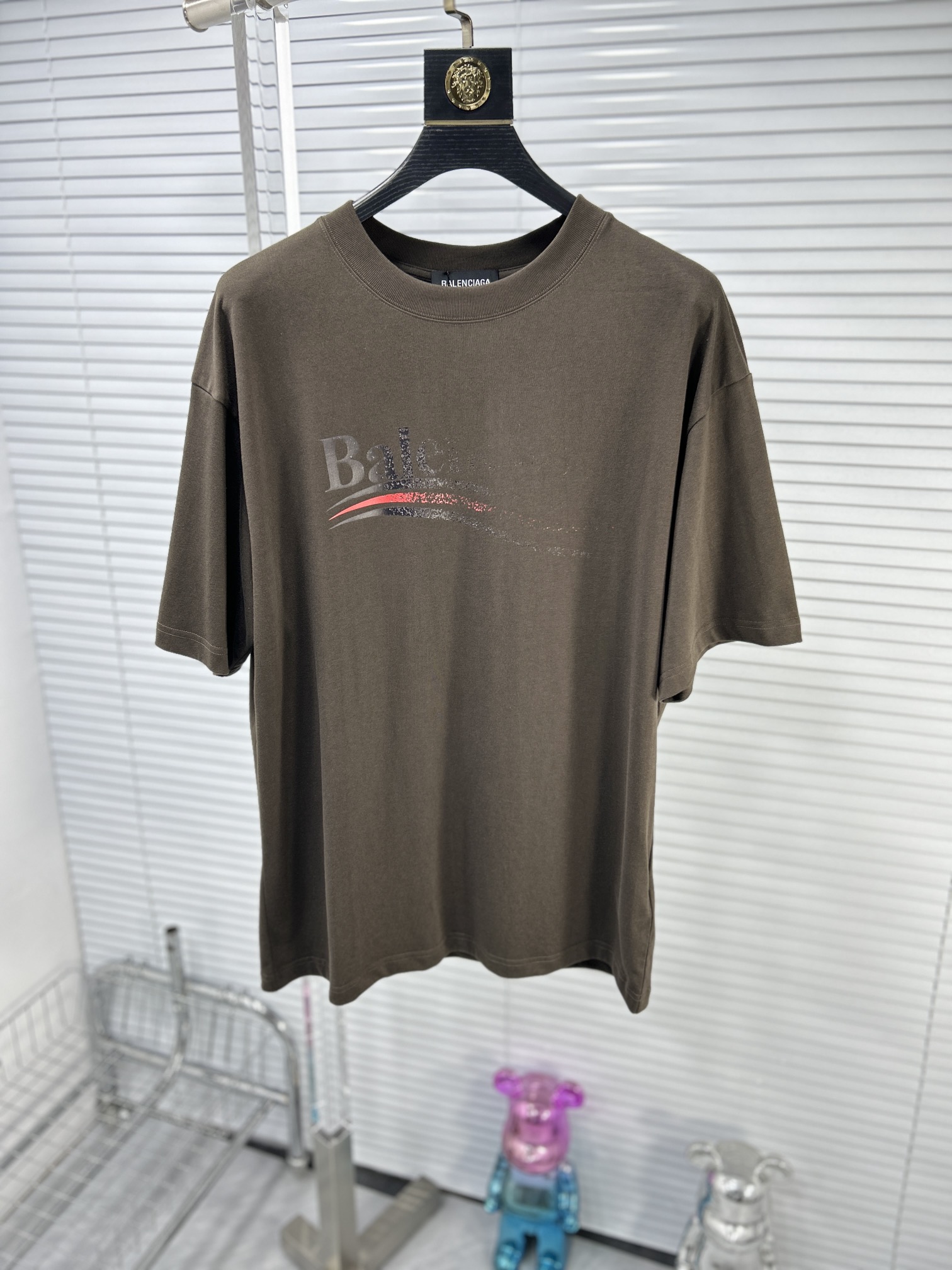 完売必至 2024 バレンシアガ 新作 半袖Tシャツ コピー