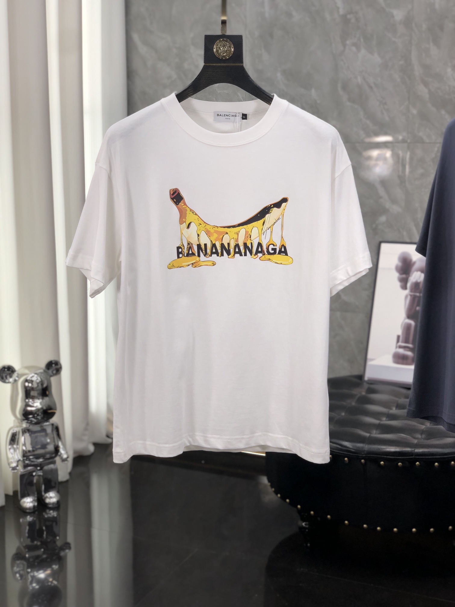 超希少！2024 バレンシアガ 新作 半袖Tシャツ スーパーコピー 3色