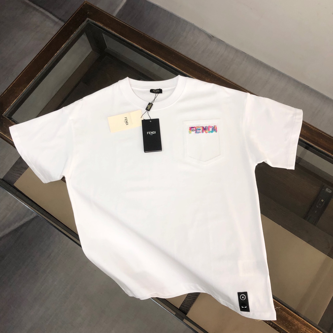 【使い勝手抜群】2024 フェンディ 新作 半袖Tシャツ スーパーコピー