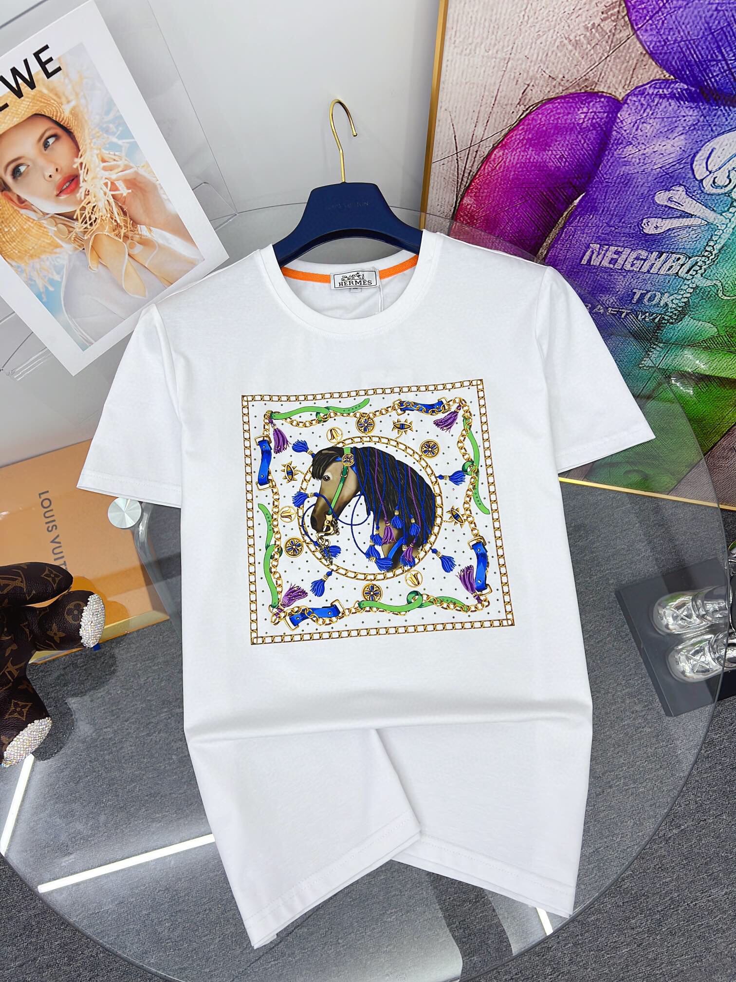 希少♪限定 2024 エルメス 新作 半袖Tシャツ 偽物 2色