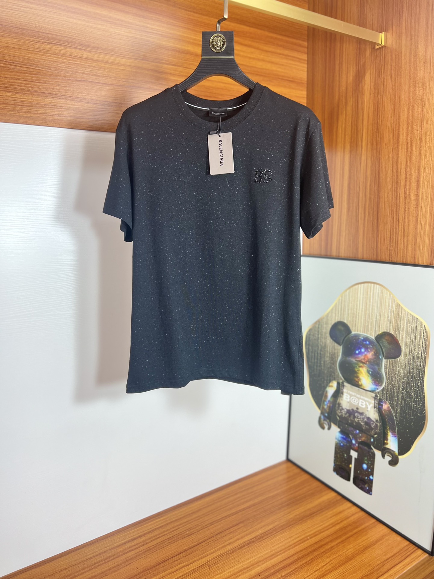 超希少！2024 バレンシアガ 新作 半袖Tシャツ スーパーコピー