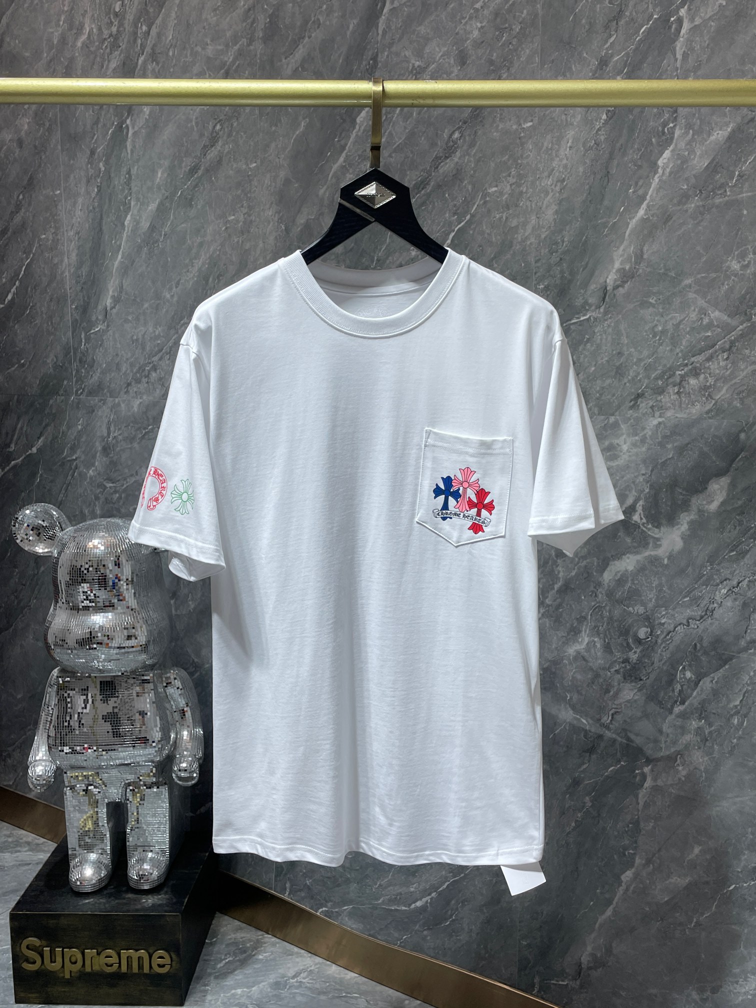 【限定カラー】2024 クロムハーツ 新作 半袖Tシャツ 偽物
