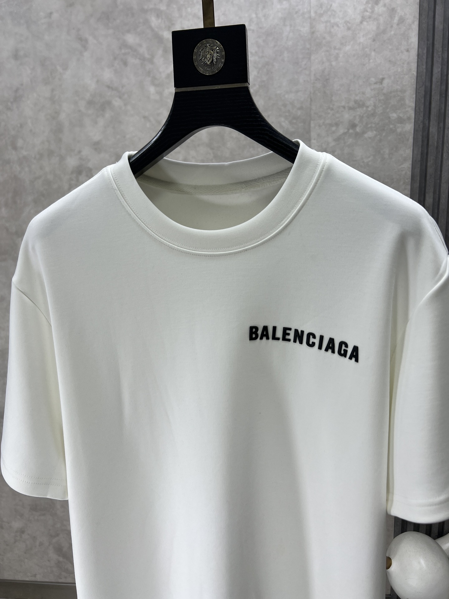 超限定♪ 2024 バレンシアガ 新作 半袖Tシャツ スーパーコピー