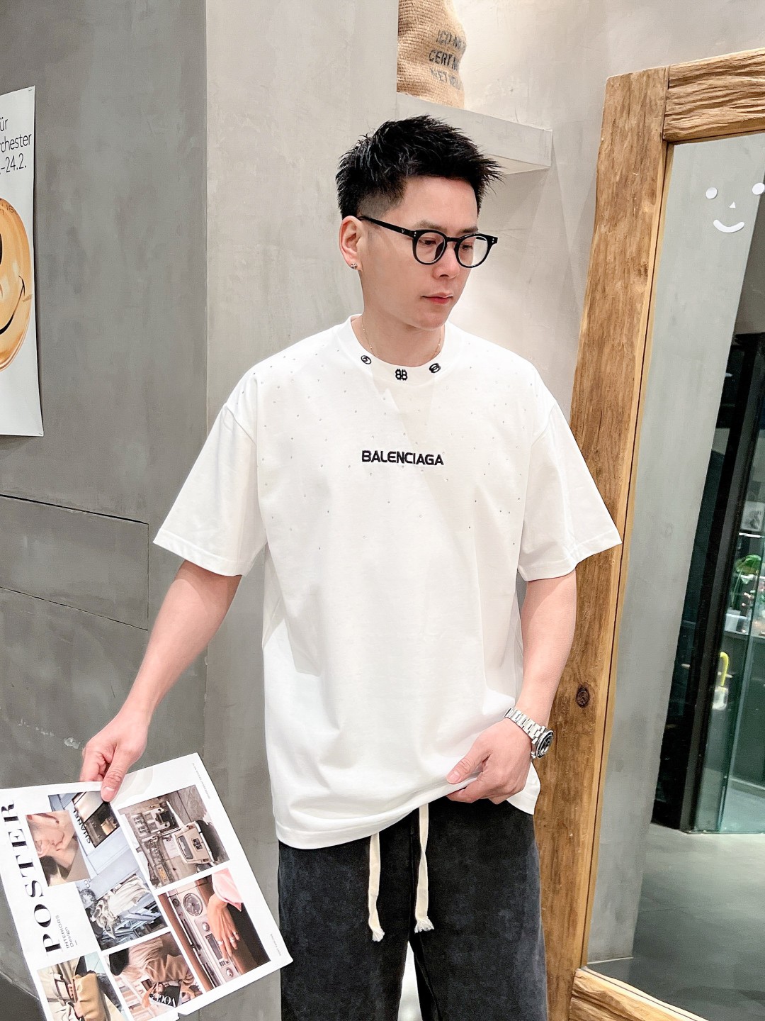 《人気★》2024 バレンシアガ 新作 半袖Tシャツ 偽物