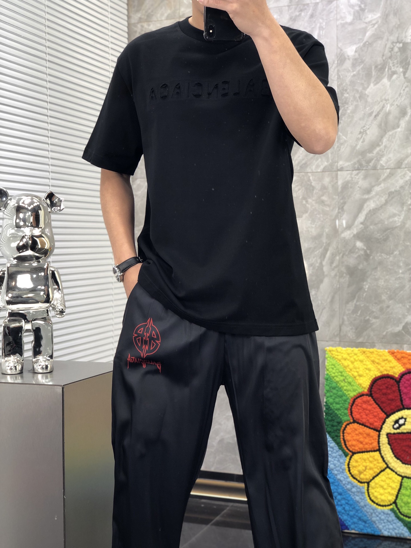 完売前に！2024 バレンシアガ 新作 半袖Tシャツ スーパーコピー