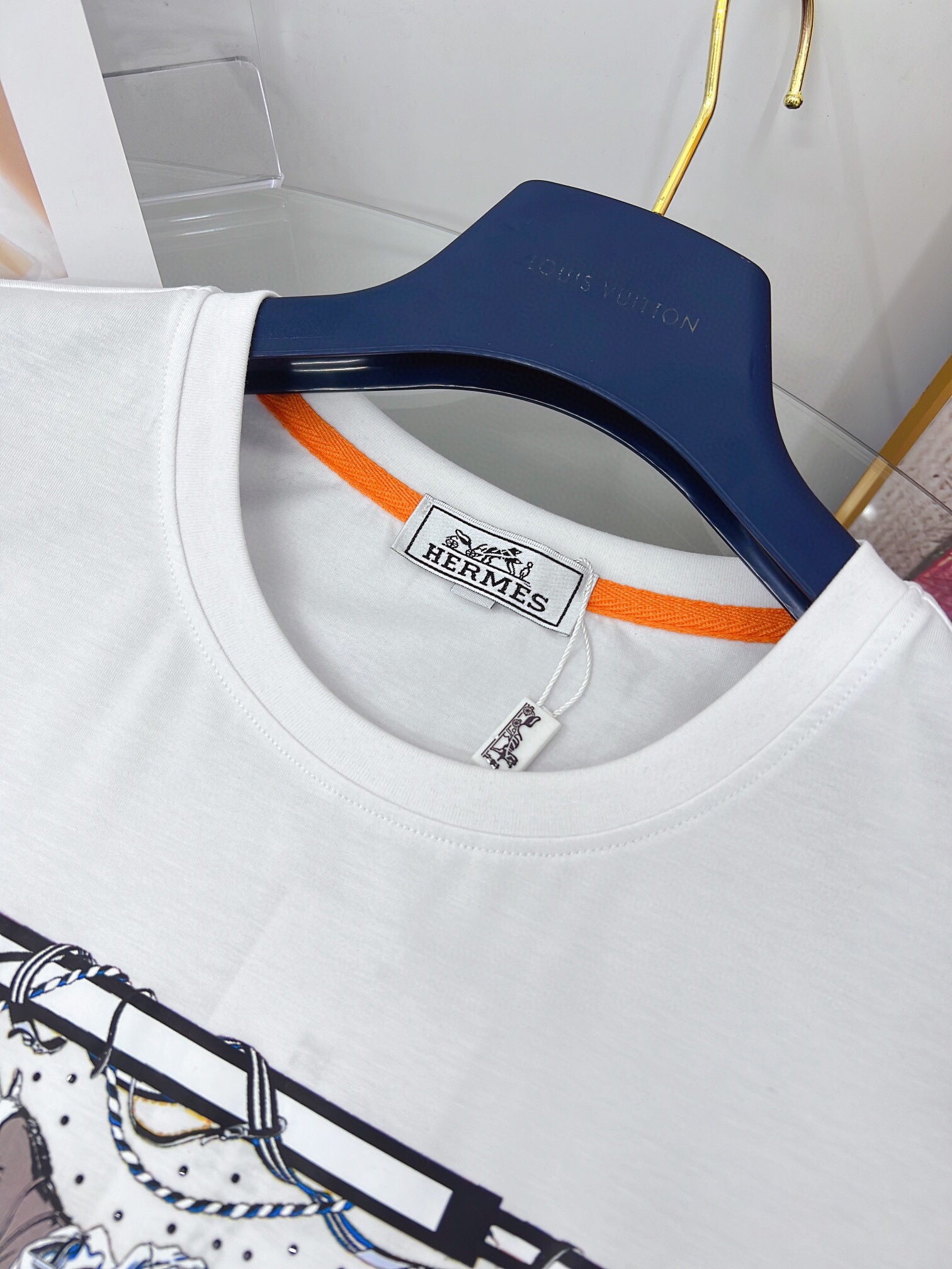 激安価格！2024 エルメス 新作 半袖Tシャツ スーパーコピー 2色