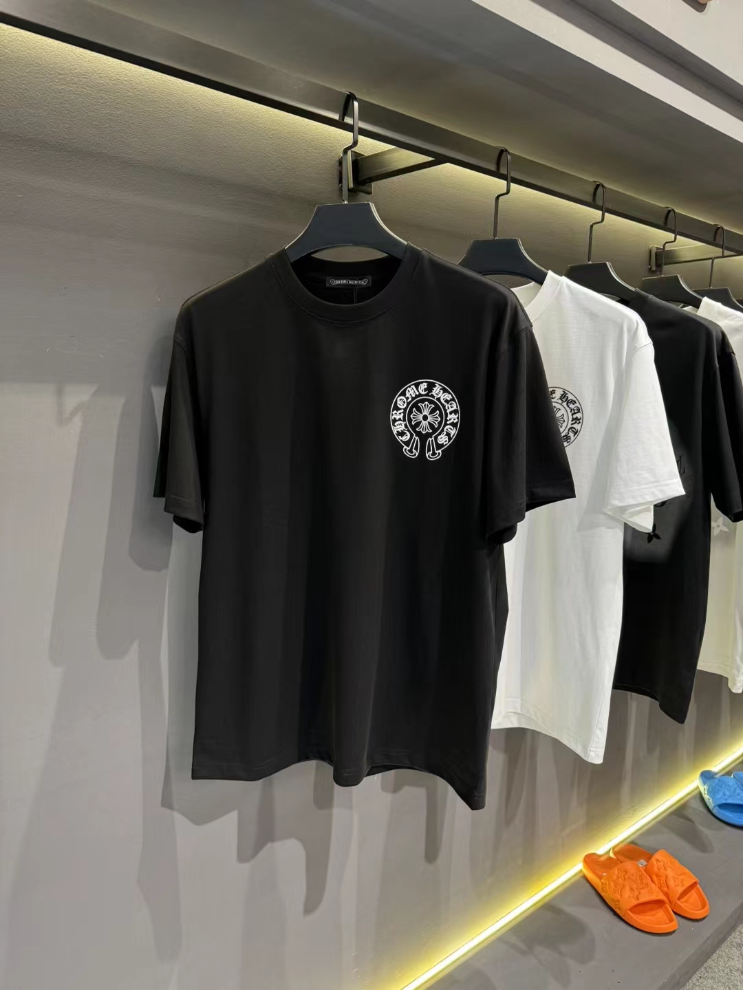 使い勝手良 2024 クロムハーツ 新作 半袖Tシャツ スーパーコピー