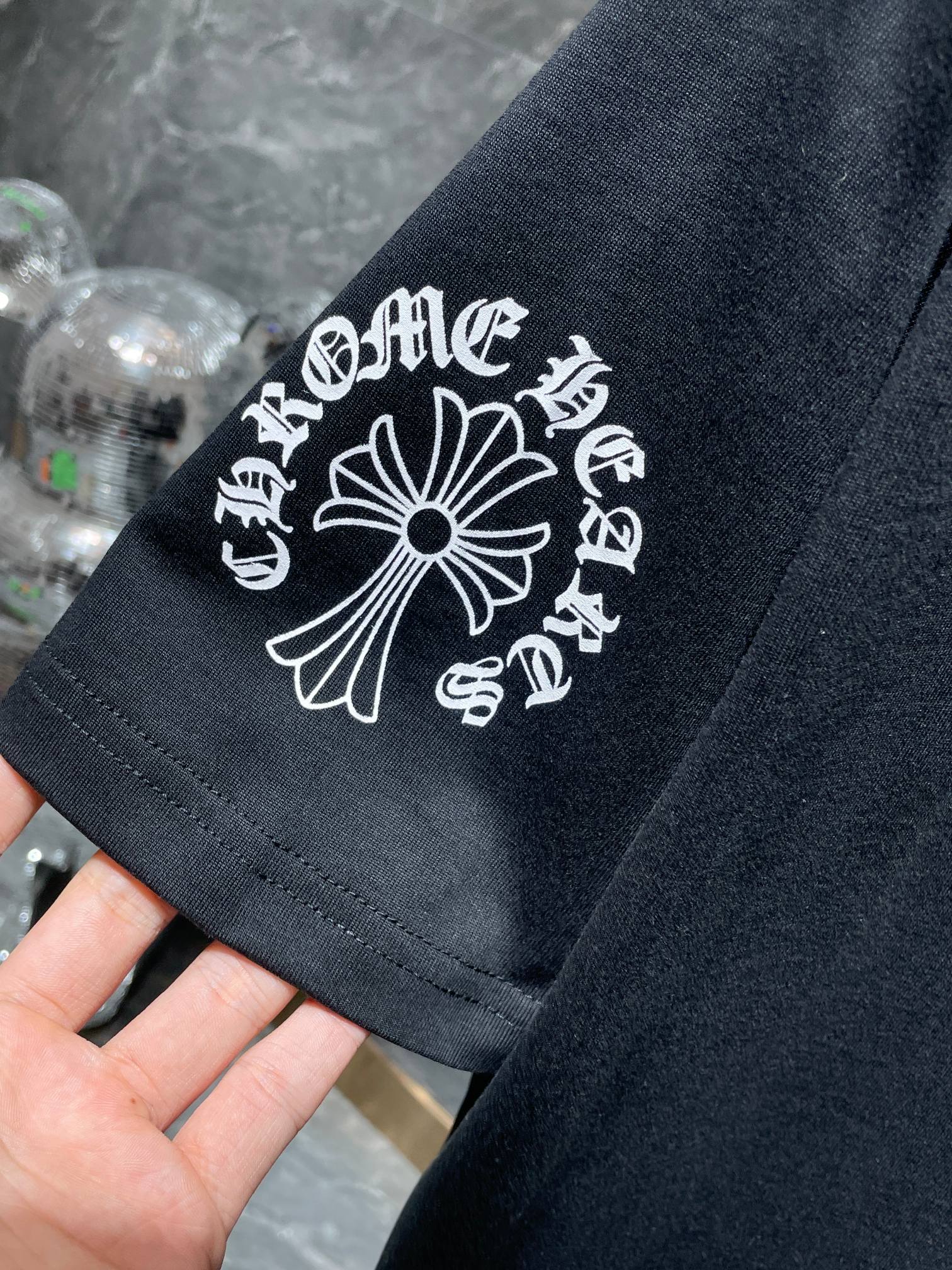 使い勝手良し 2024 クロムハーツ 新作 半袖Tシャツ スーパーコピー