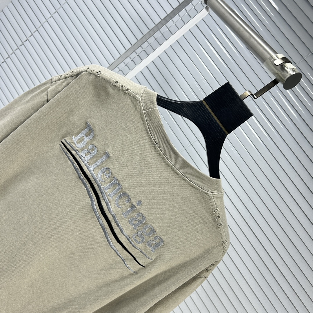 おすすめ 2024 バレンシアガ 新作 半袖Tシャツ 偽物