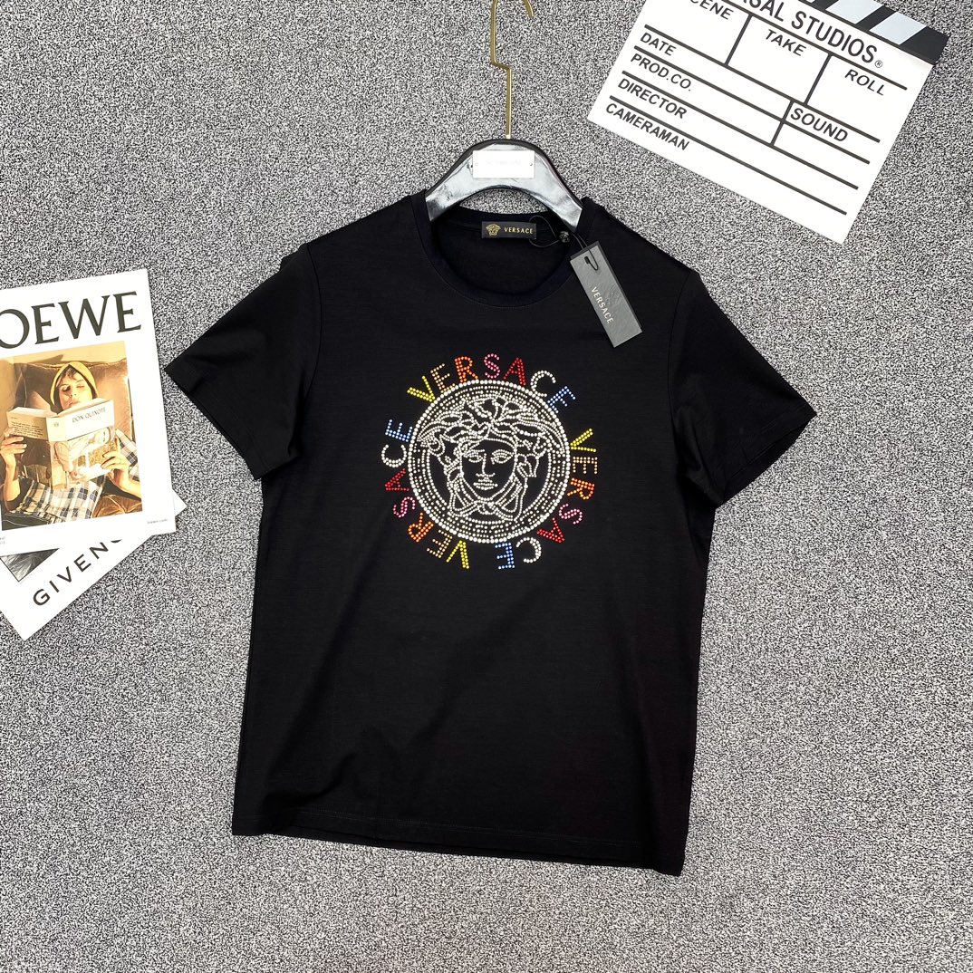 【使い勝手抜群】2024 ヴェルサーチェ 新作 半袖Tシャツ スーパーコピー 2色