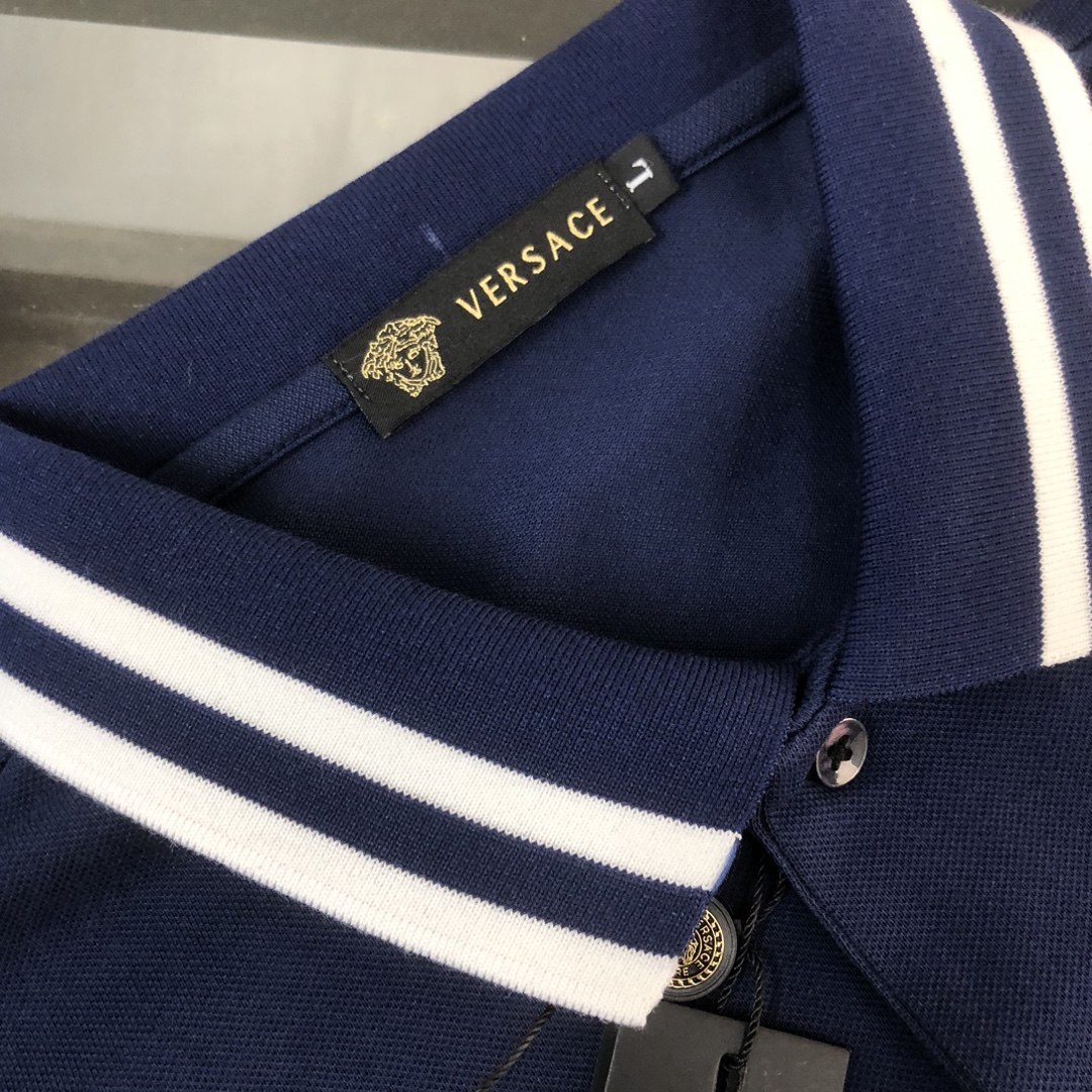 完売必至 2024 ヴェルサーチェ 新作 半袖Tシャツ コピー