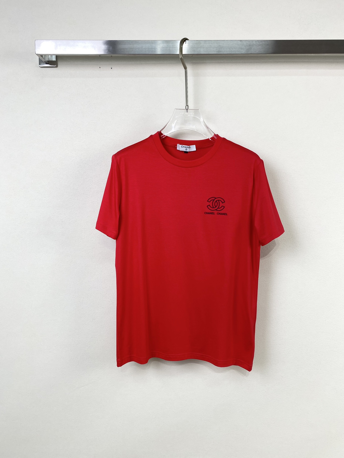 ★日本!!人気！2024 シャネル 新作 半袖Tシャツ 偽物 4色