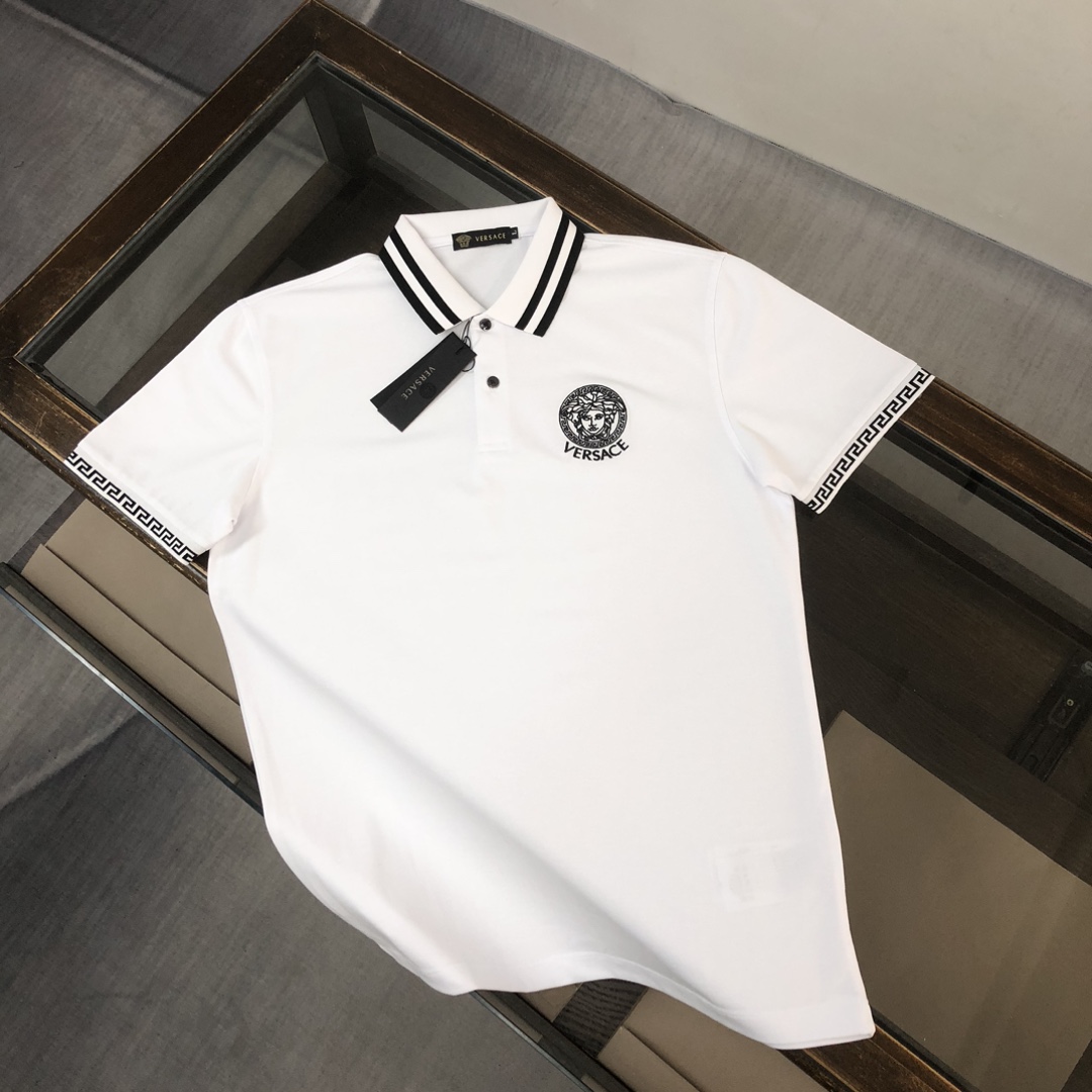 すぐ届く 2024 ヴェルサーチェ 新作 半袖Tシャツ スーパーコピー