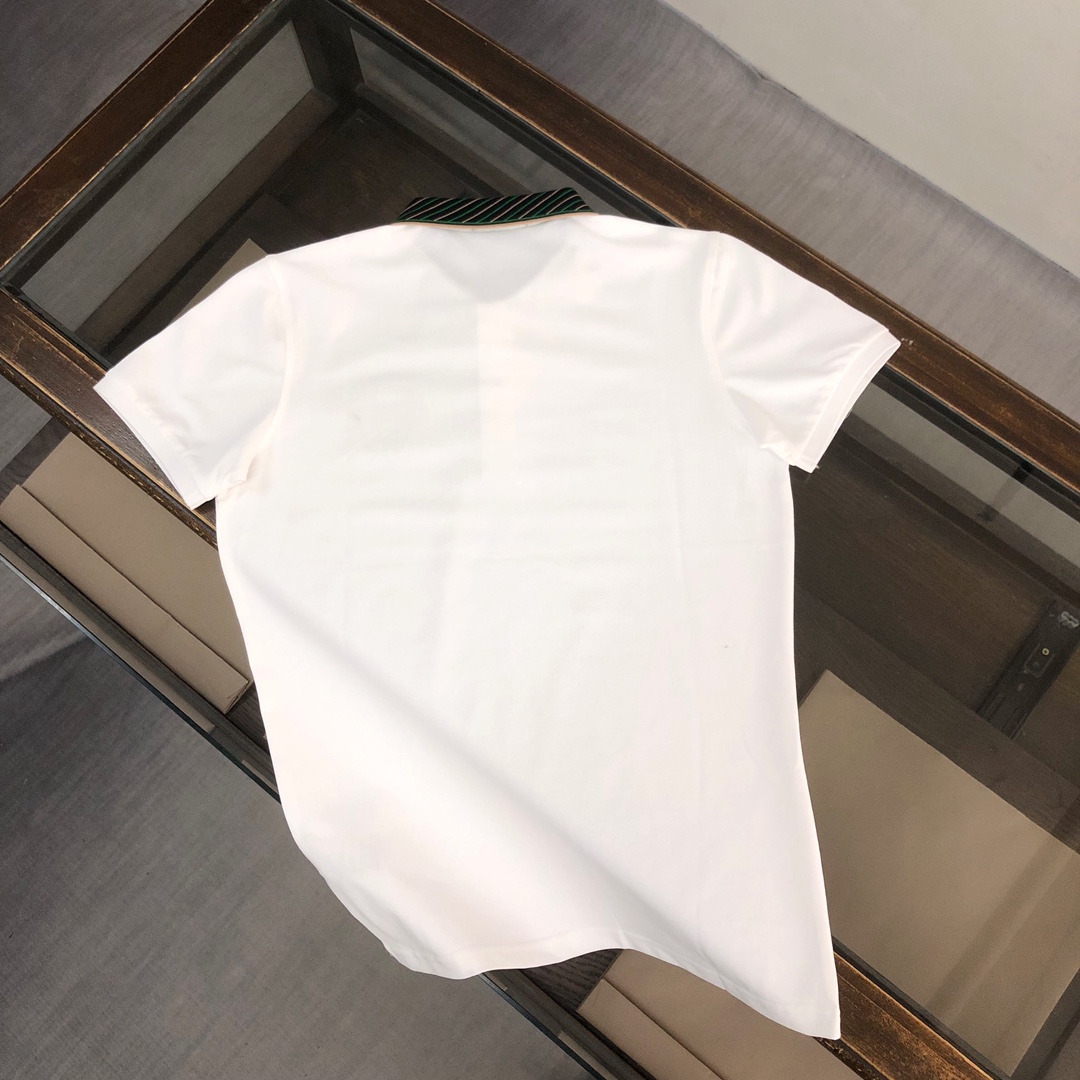希少♪限定 2024 ヴェルサーチェ 新作 半袖Tシャツ 偽物