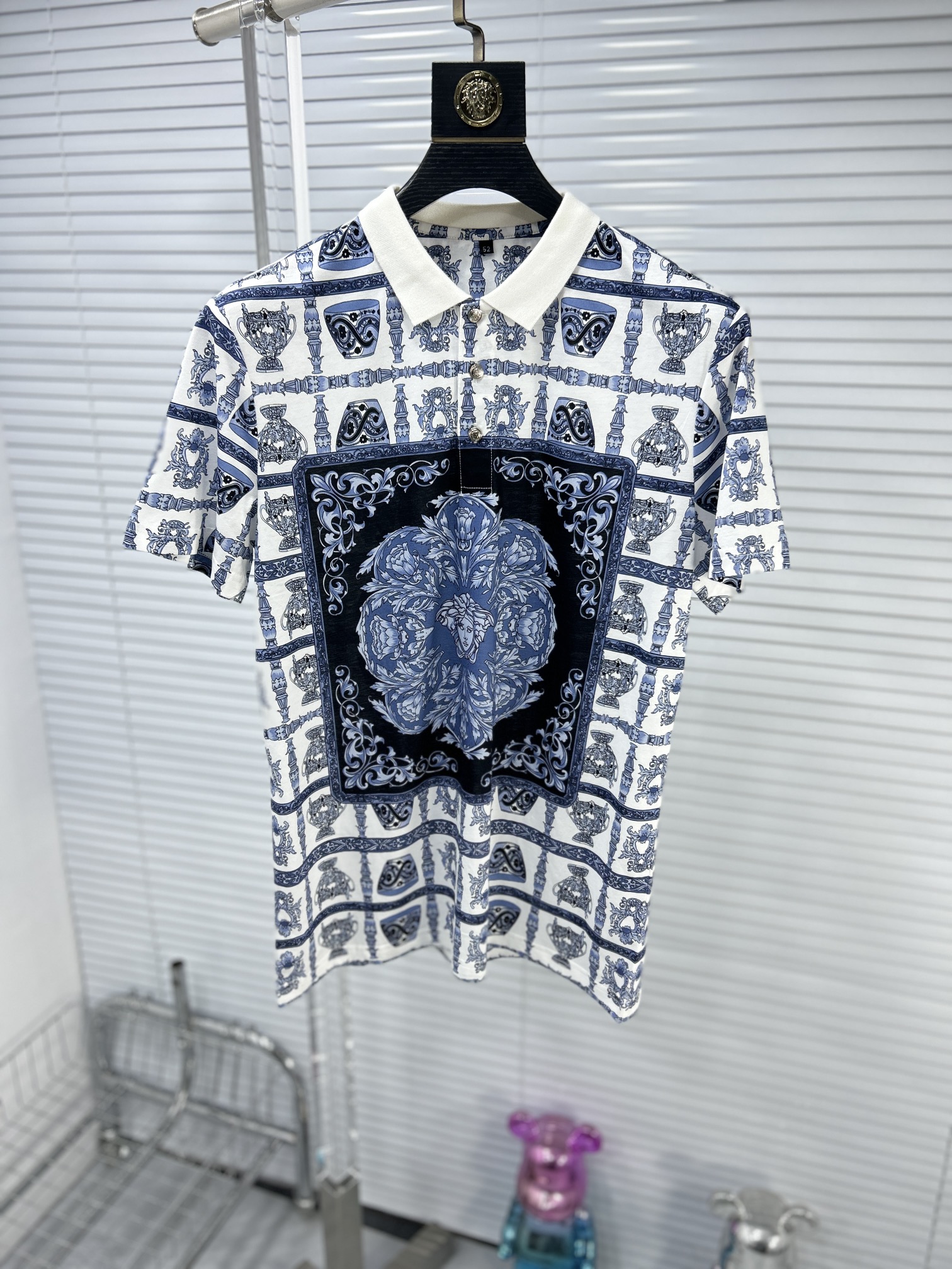 【大特価】2024 ヴェルサーチェ 新作 半袖Tシャツ スーパーコピー