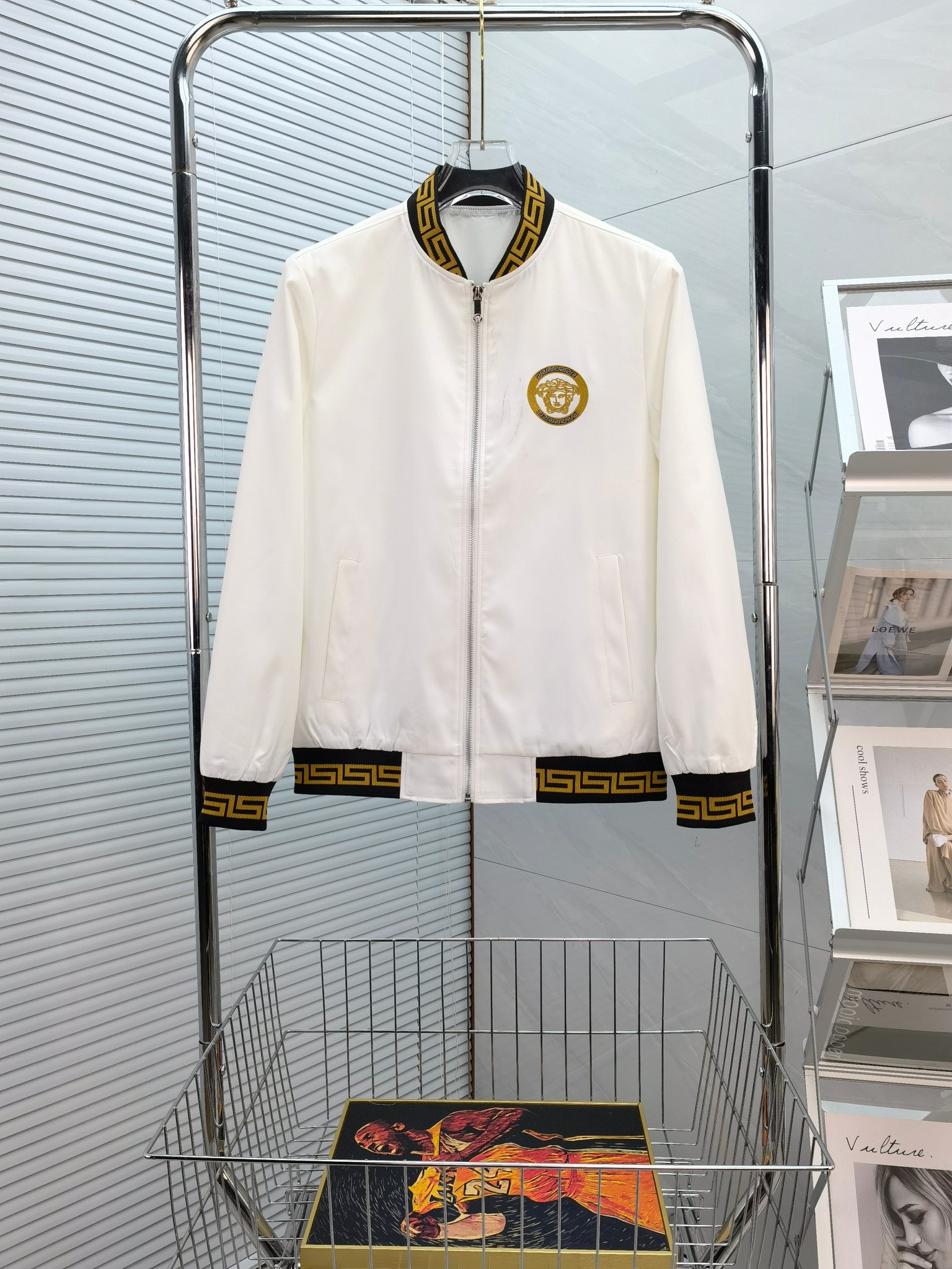 【限定カラー】2024 ヴェルサーチェ 新作 ジャケット コピー