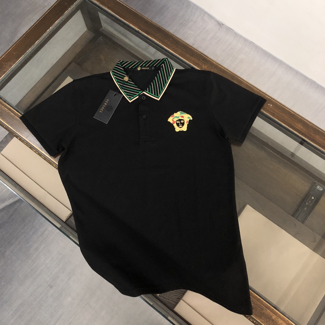 使い勝手良 2024 ヴェルサーチェ 新作 半袖Tシャツ スーパーコピー