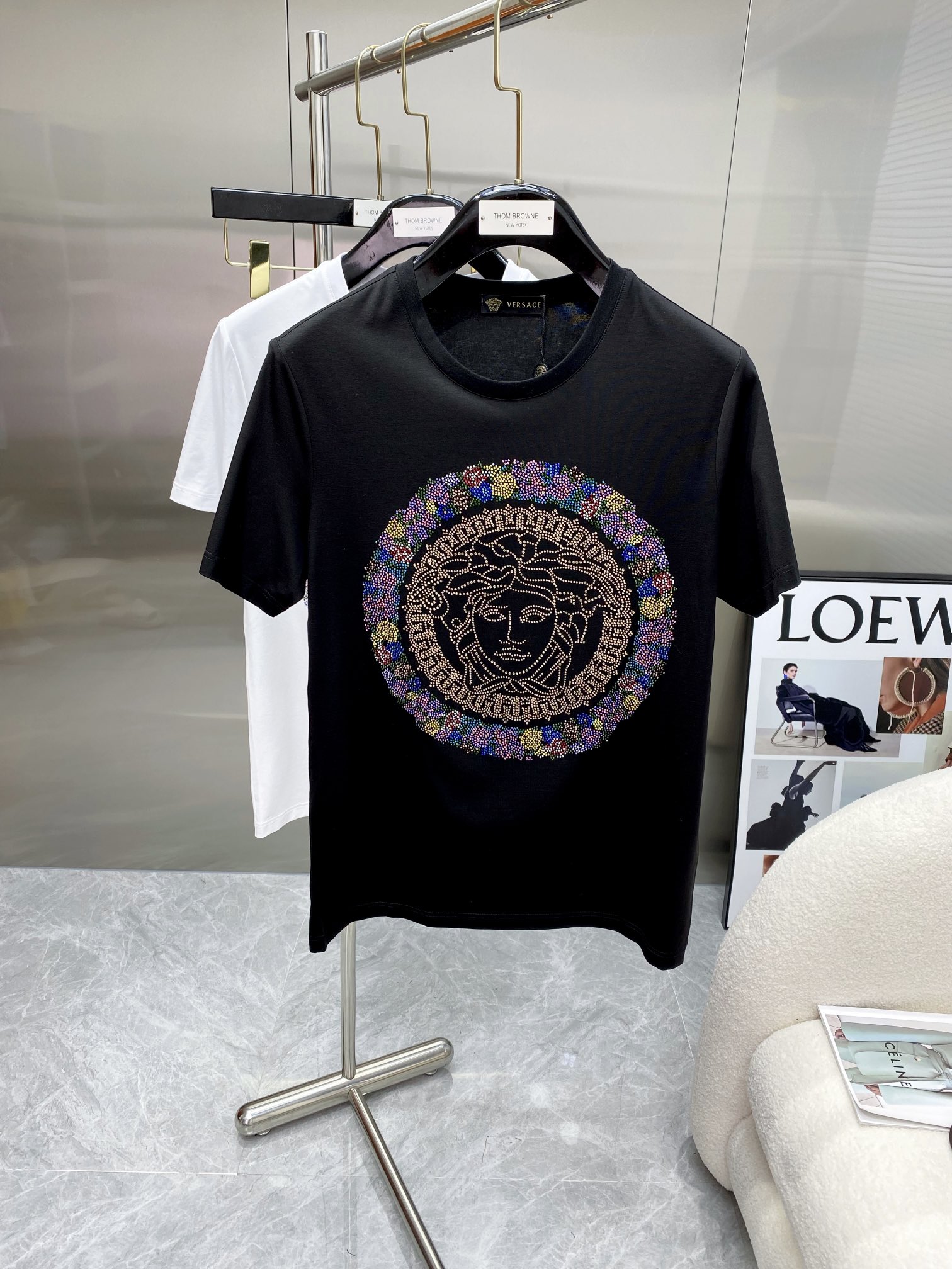 ☆超人気☆ 2024 ヴェルサーチェ 新作 半袖Tシャツ 偽物