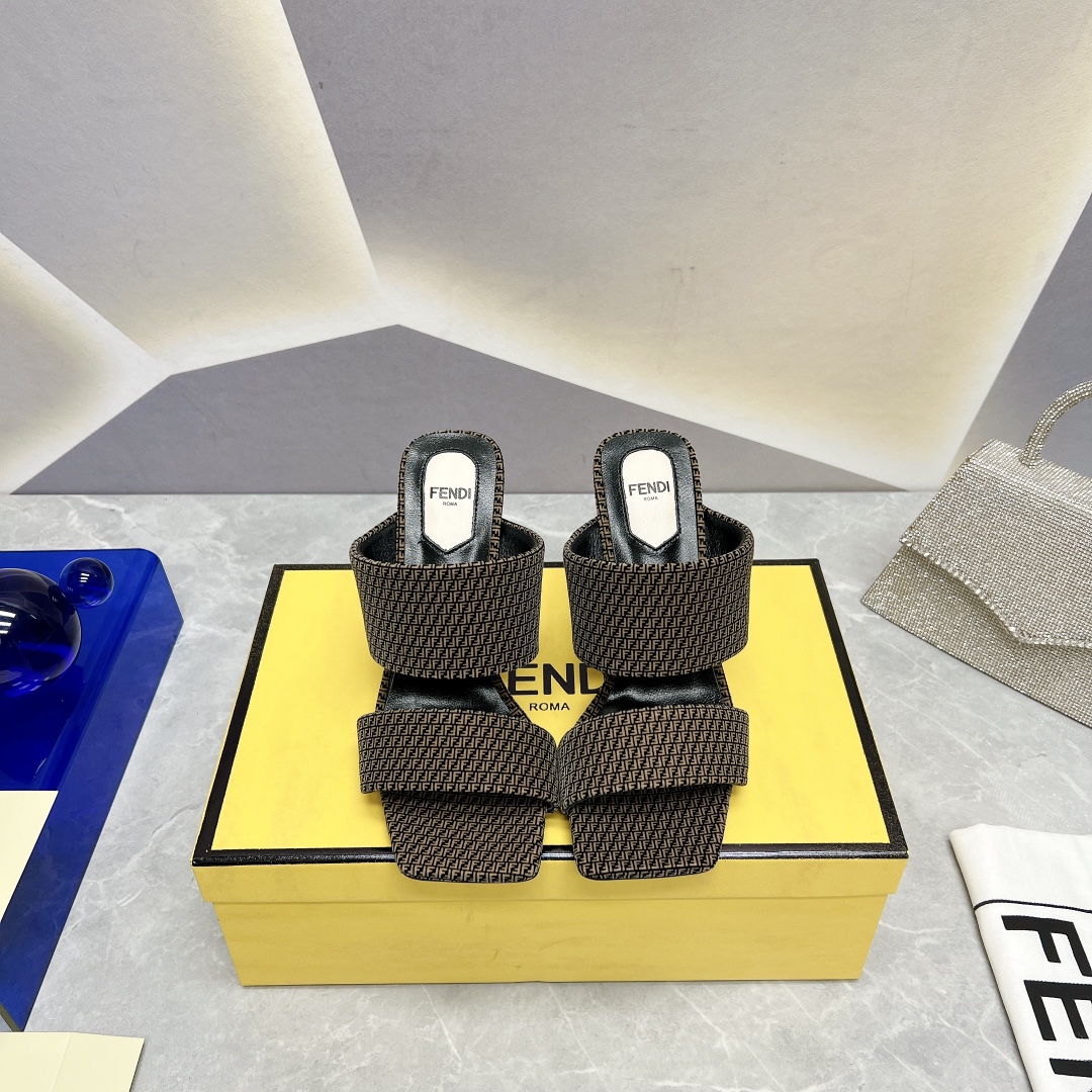 激安価格！2024新作 フェンディ ハイヒール スーパーコピー ヒール6cm