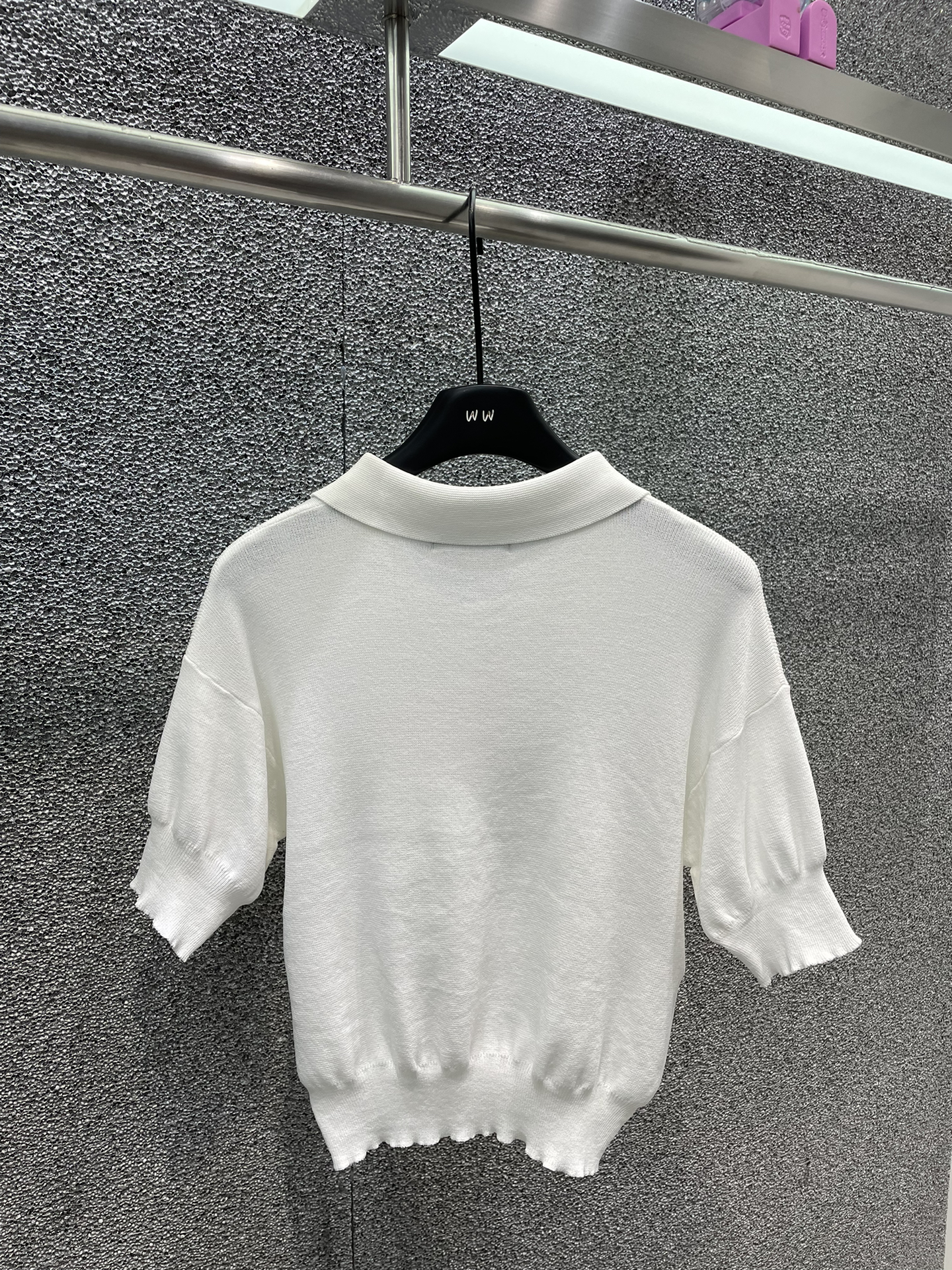完売必至 2024 ミュウミュウ 新作 半袖Tシャツ スーパーコピー 2色