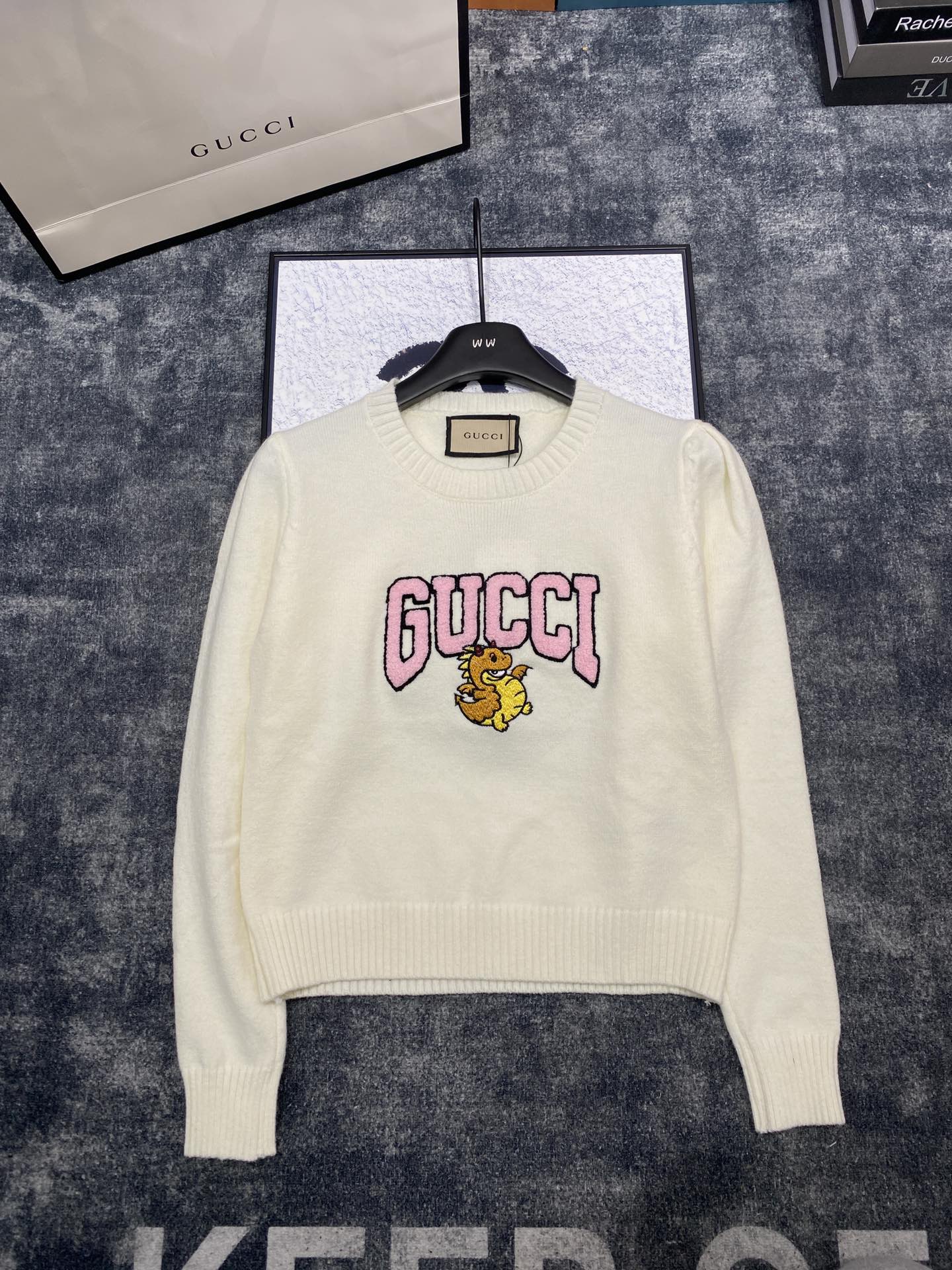 【大特価】2024 グッチ 新作 ニット スーパーコピー