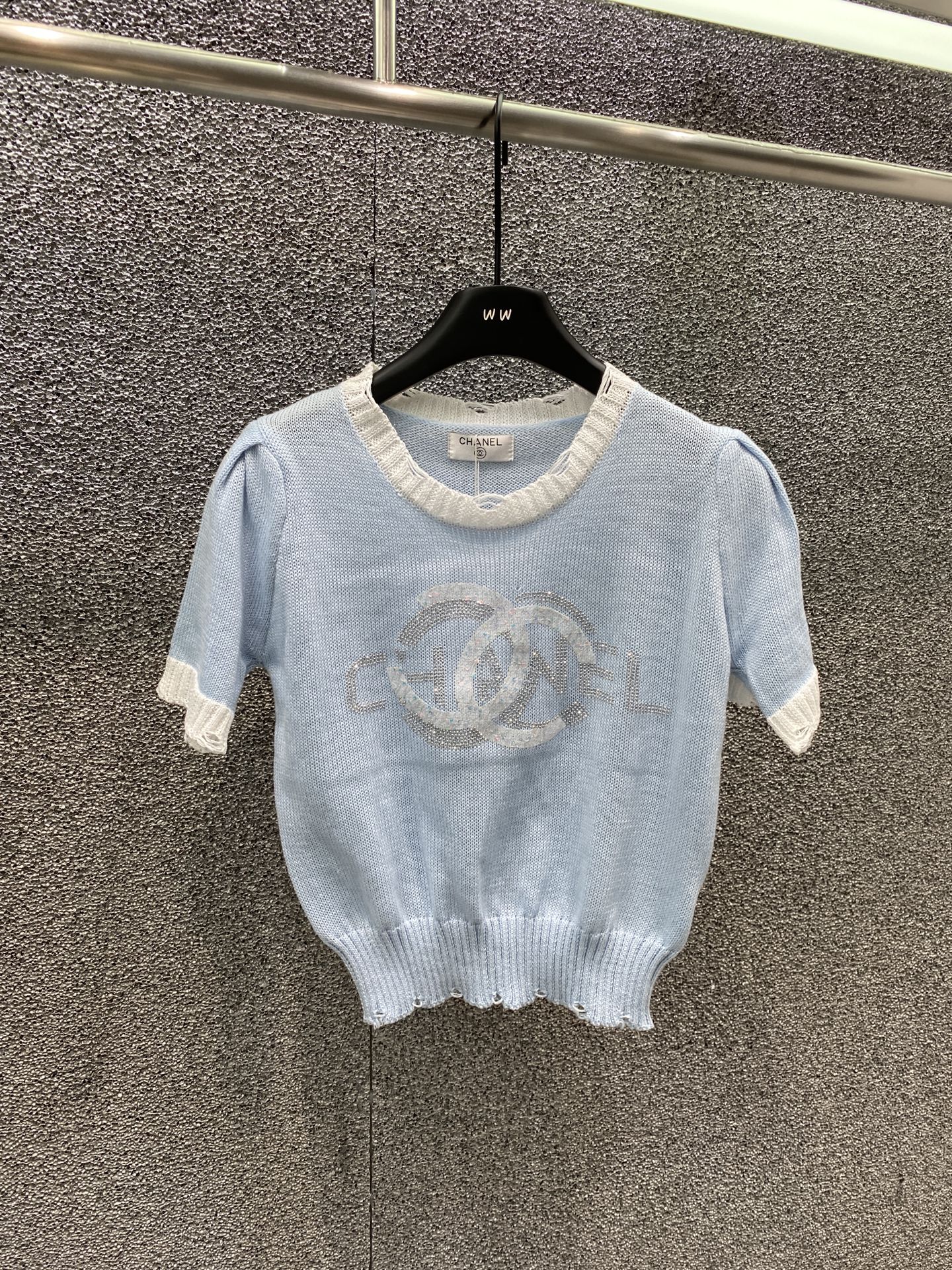 世界中で大人気♪ 2024 シャネル 新作 半袖Tシャツ スーパーコピー 3色