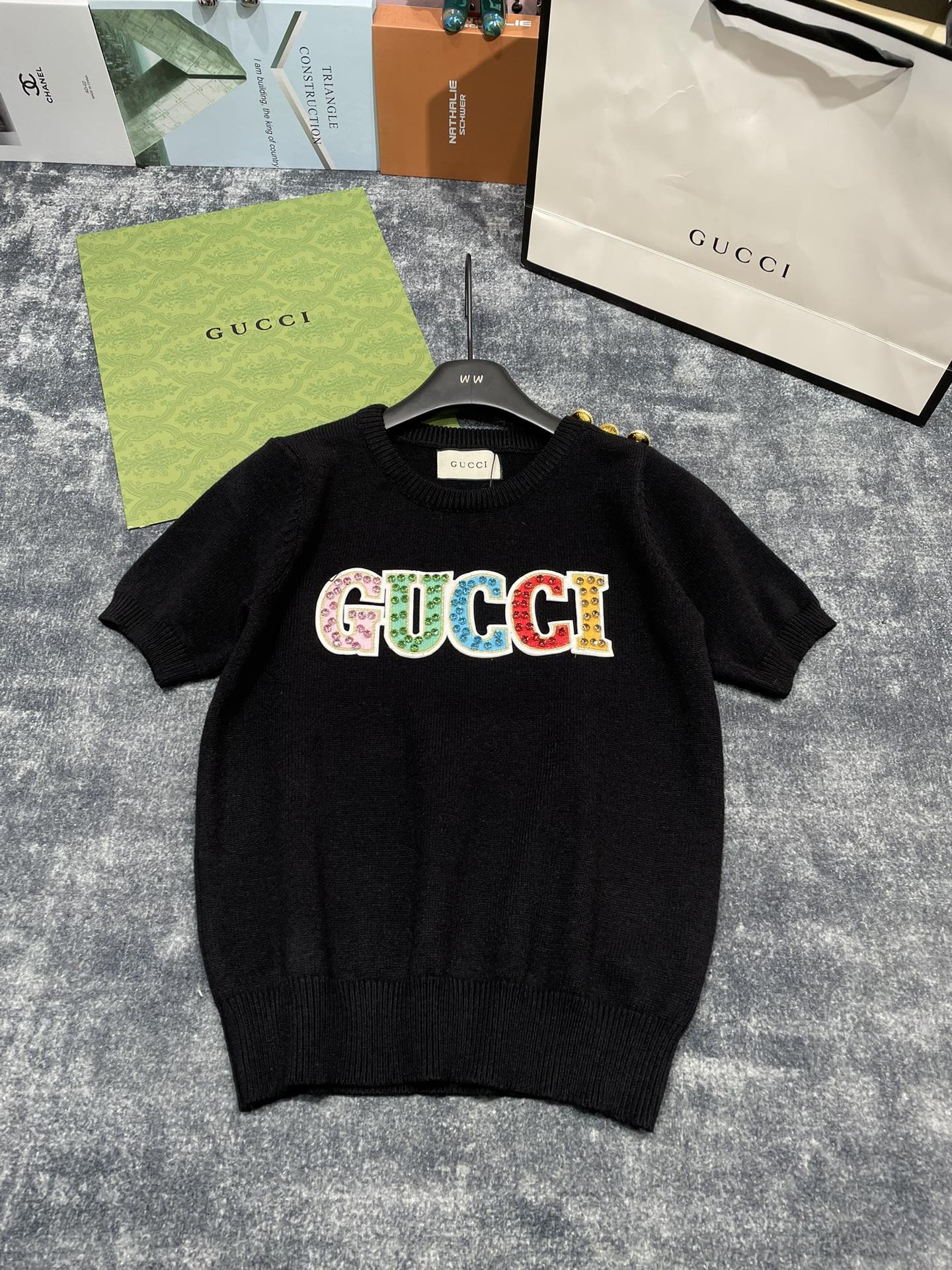 完売必至 2024 グッチ 新作 半袖Tシャツ コピー