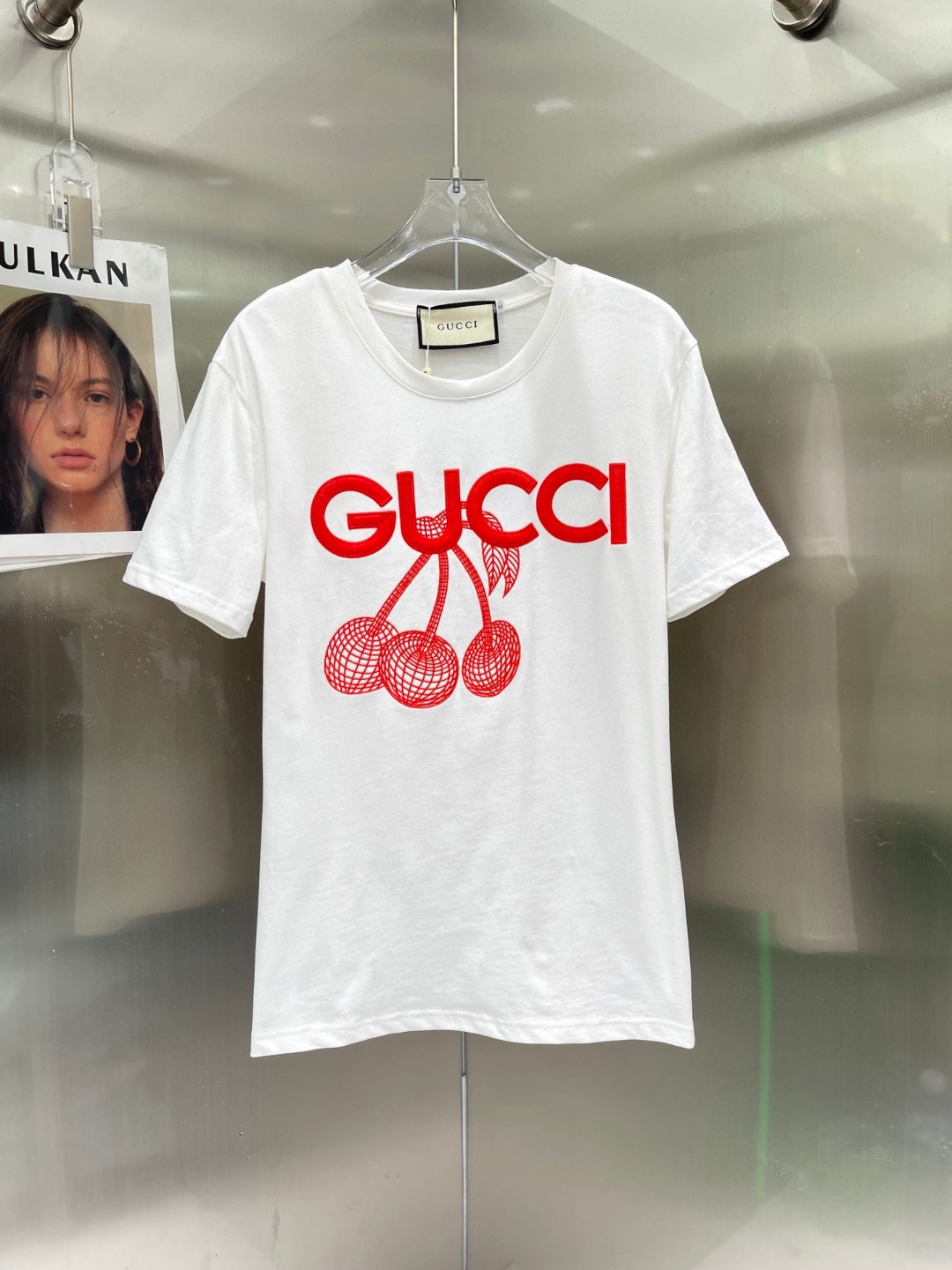激安価格！2024 グッチ 新作 半袖Tシャツ スーパーコピー
