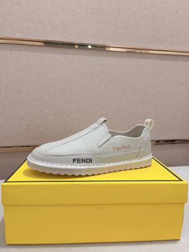 新色登場☆ 2024新作 フェンディ パンプス スーパーコピー