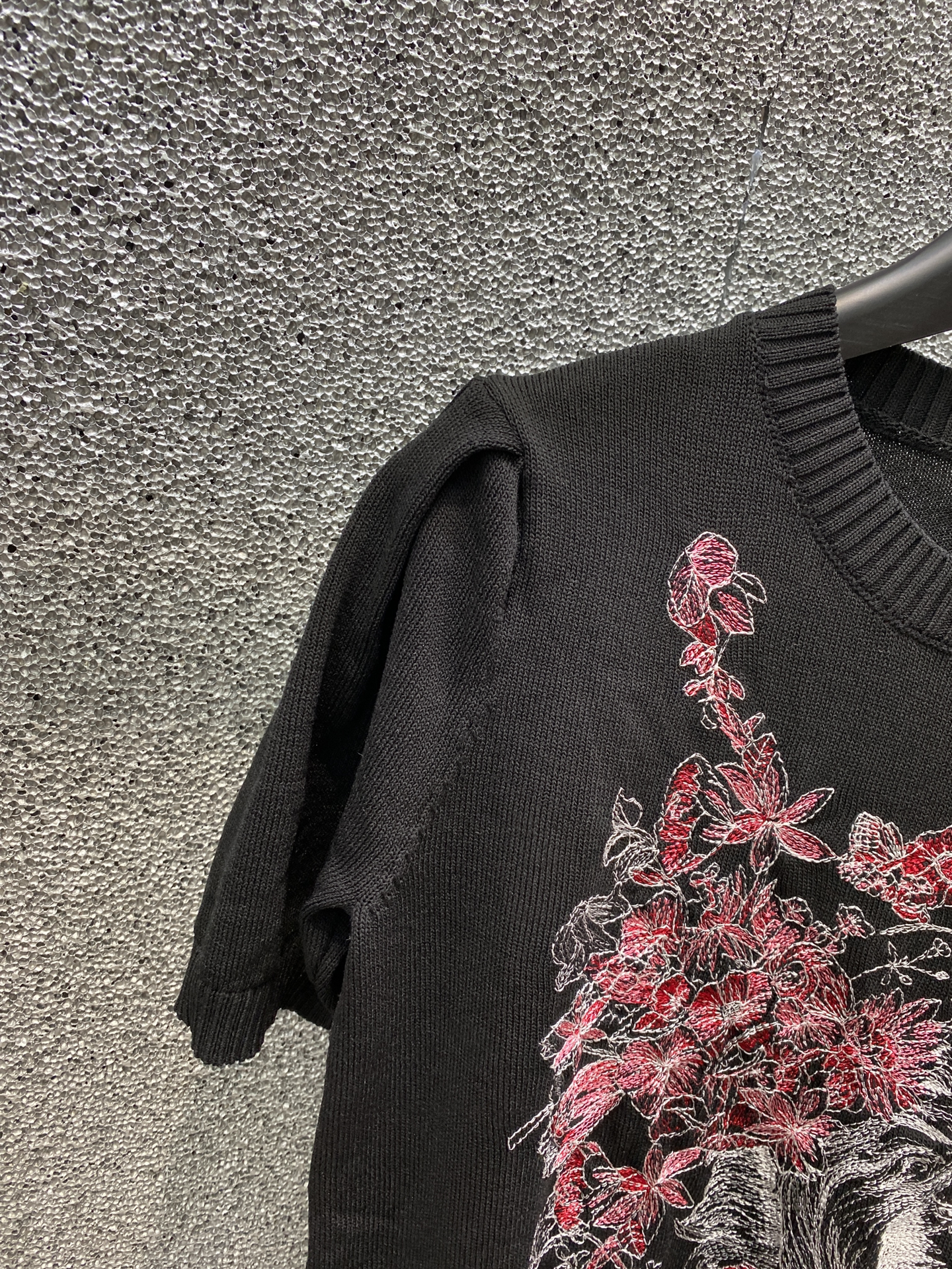 絶対欲しい！2024 ディオール 新作 半袖Tシャツ スーパーコピー 2色