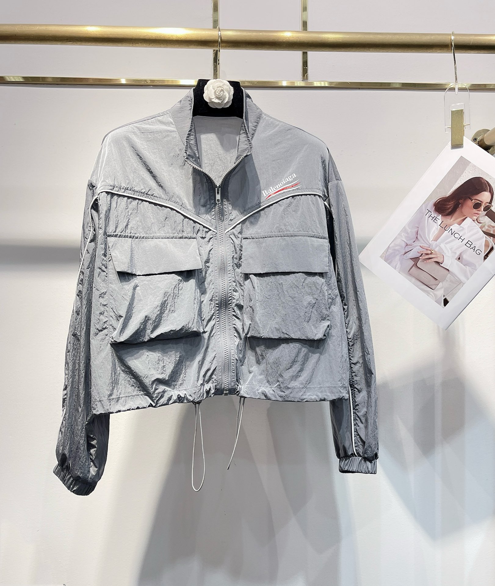 定番人気！2024 バレンシアガ 新作 日焼け止め服 偽物