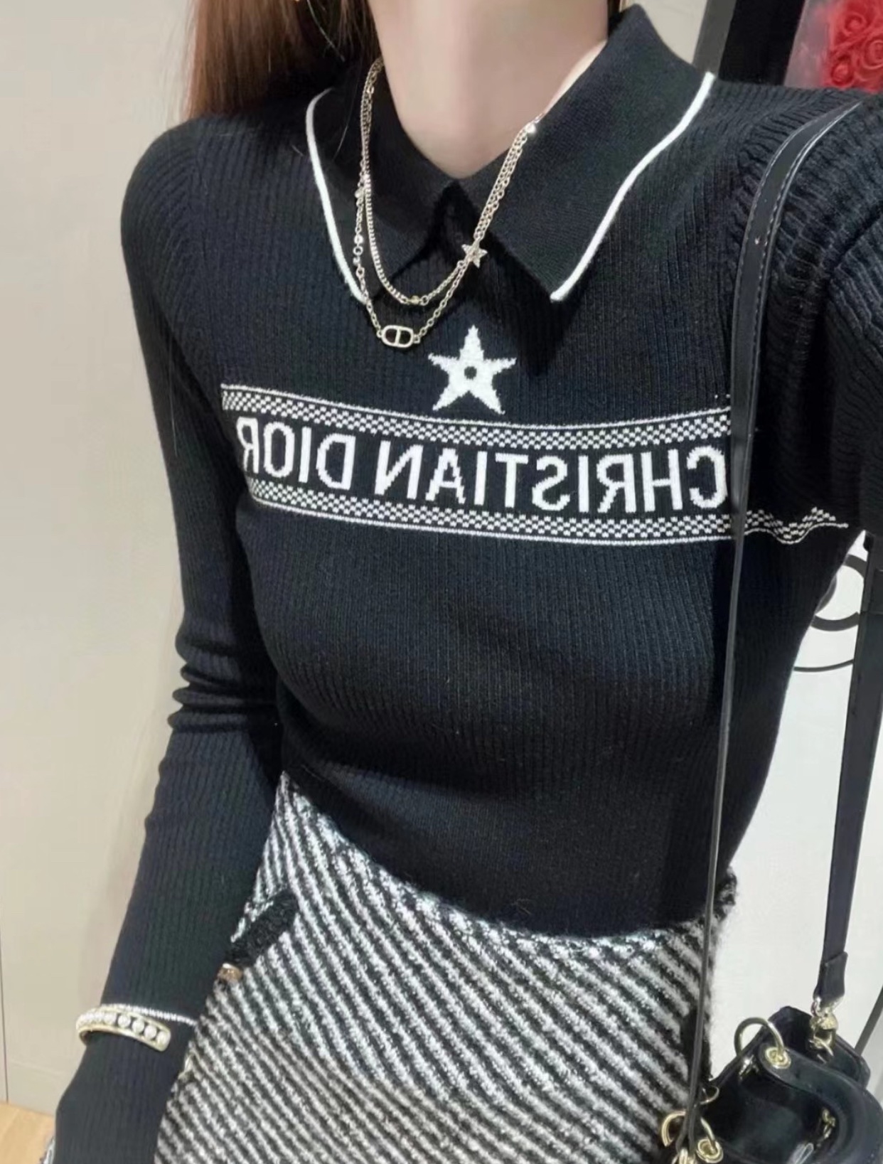 完売必至 2024 ディオール 新作 長袖Tシャツ 偽物