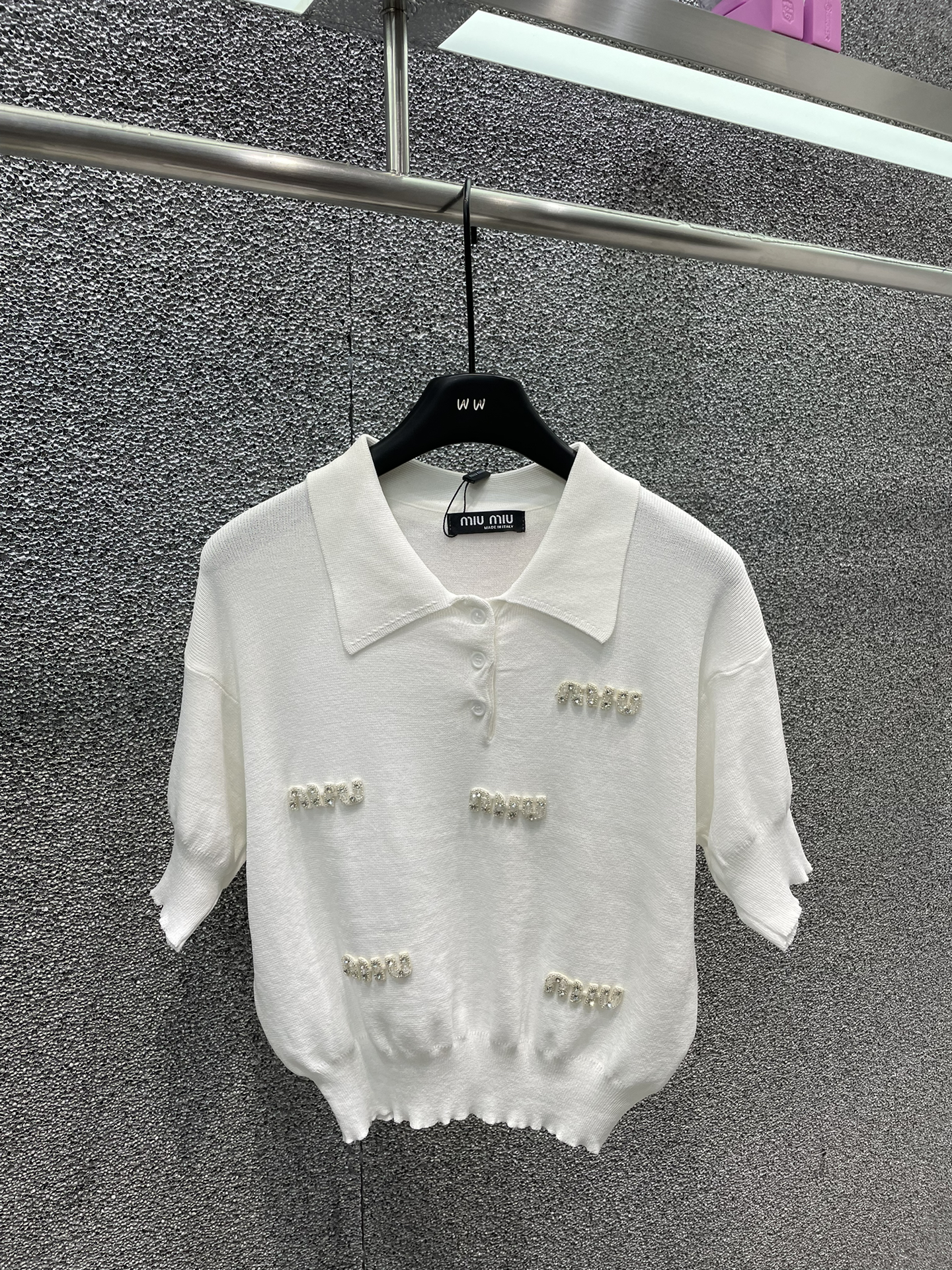 完売必至 2024 ミュウミュウ 新作 半袖Tシャツ スーパーコピー 2色