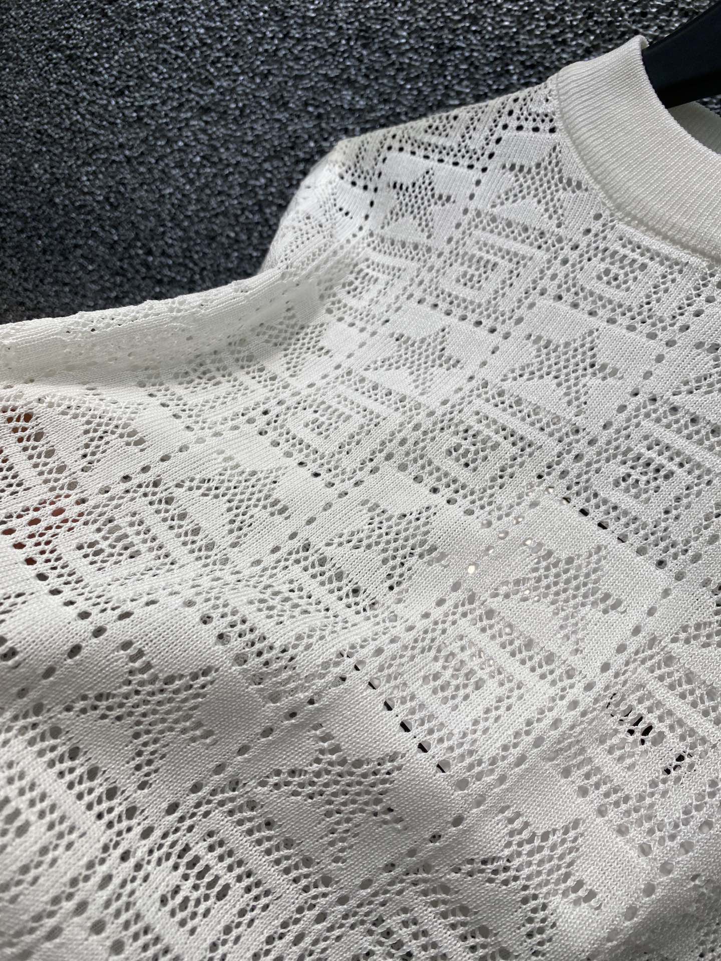【大特価】2024 ディオール 新作 半袖Tシャツ 偽物 3色