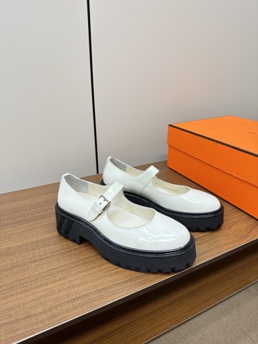 入手困難品！2024新作 エルメス パンプス スーパーコピー