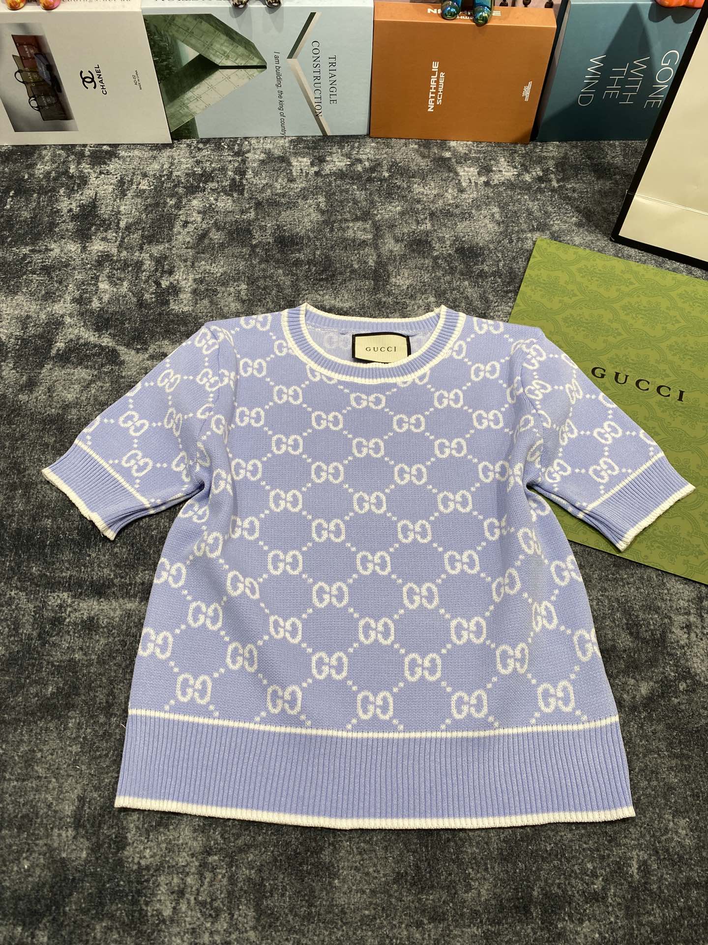 注目アイテム☆ 2024 グッチ 新作 半袖Tシャツ スーパーコピー
